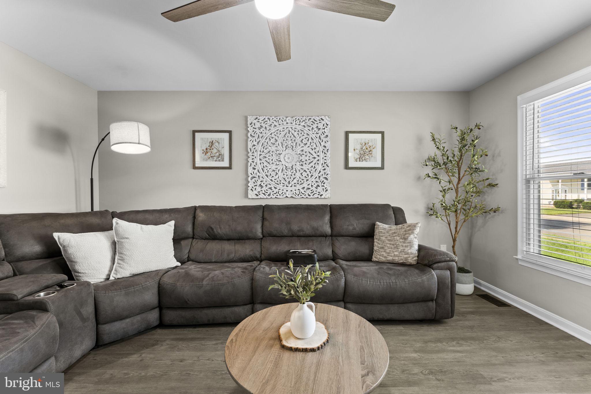 MEADFIELD - Residential