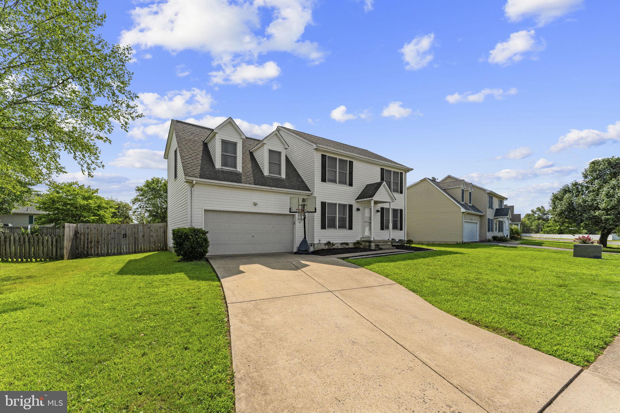 MEADFIELD - Residential