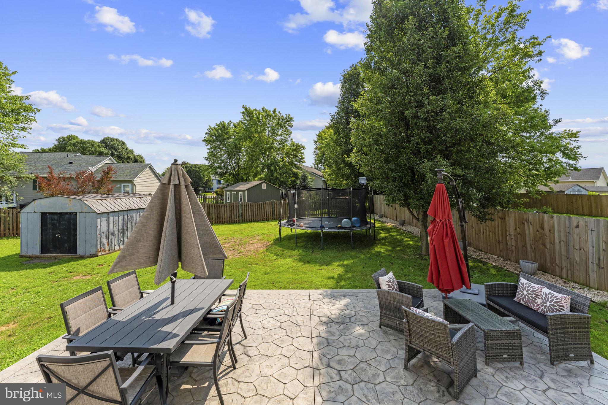 MEADFIELD - Residential