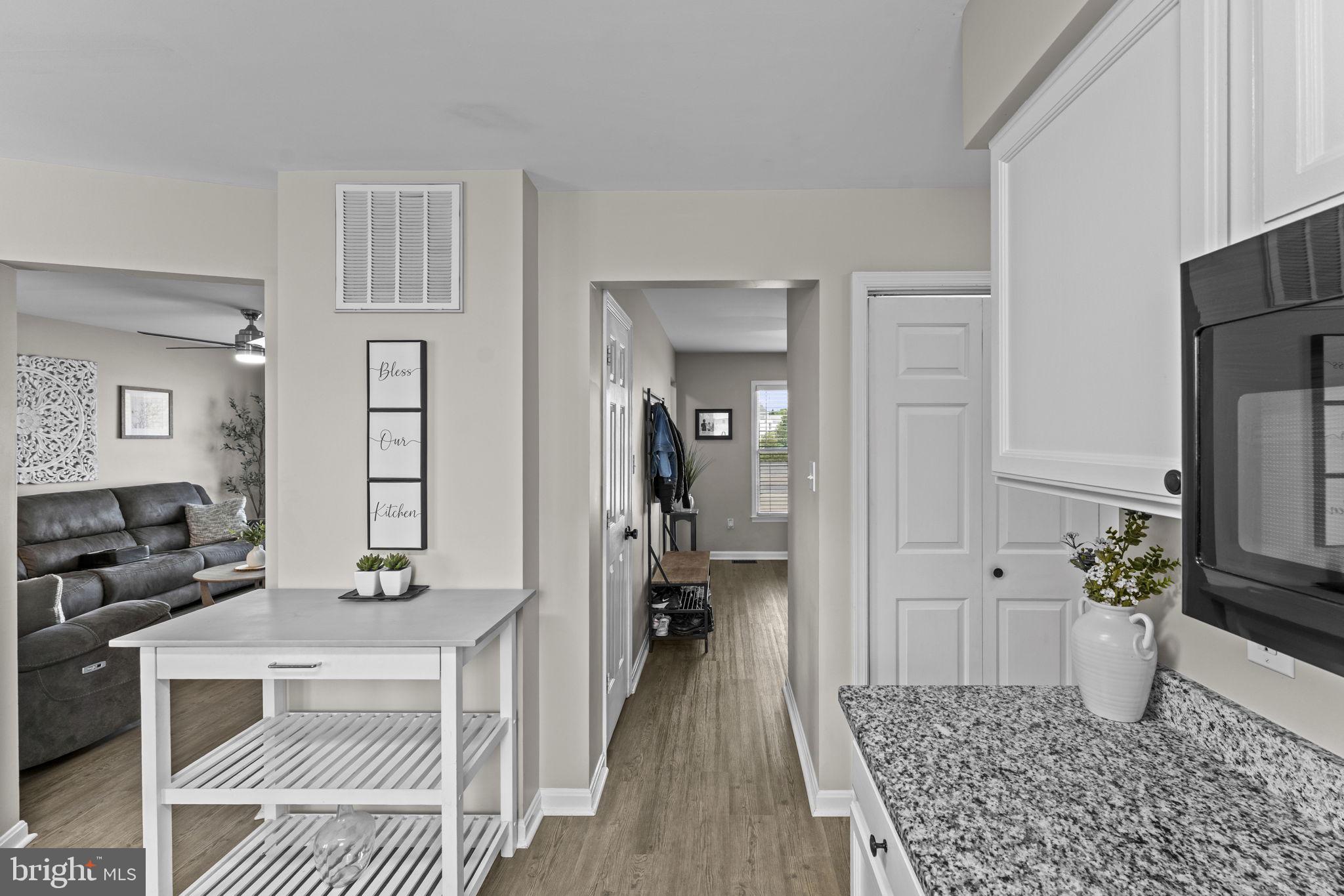 MEADFIELD - Residential