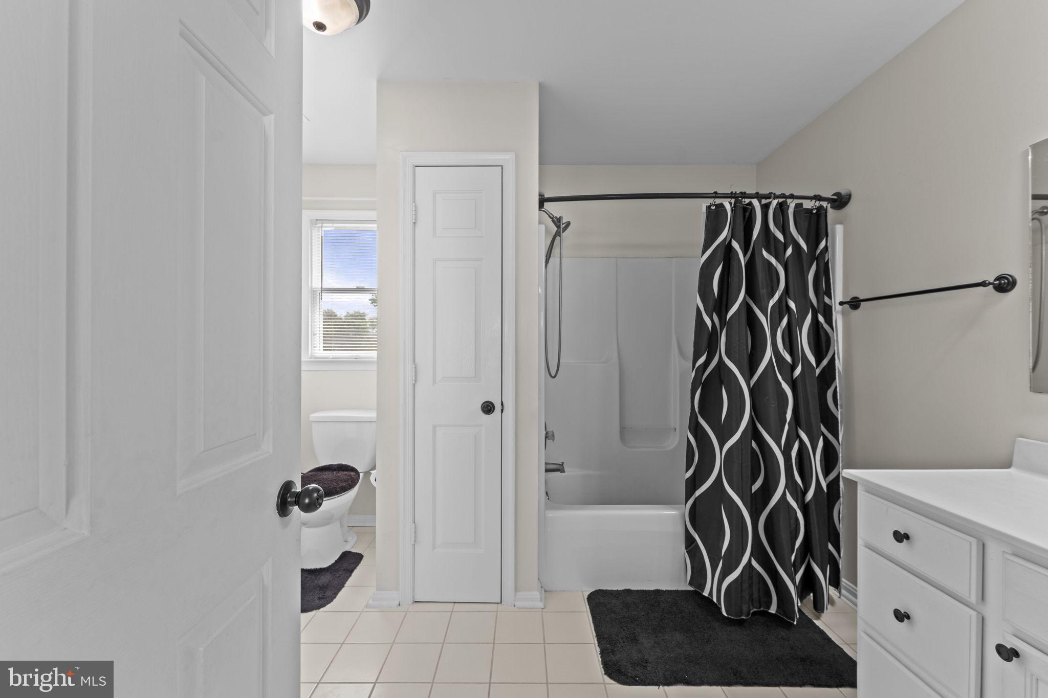 MEADFIELD - Residential