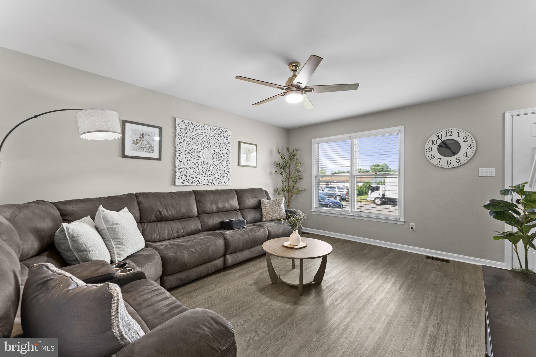 MEADFIELD - Residential