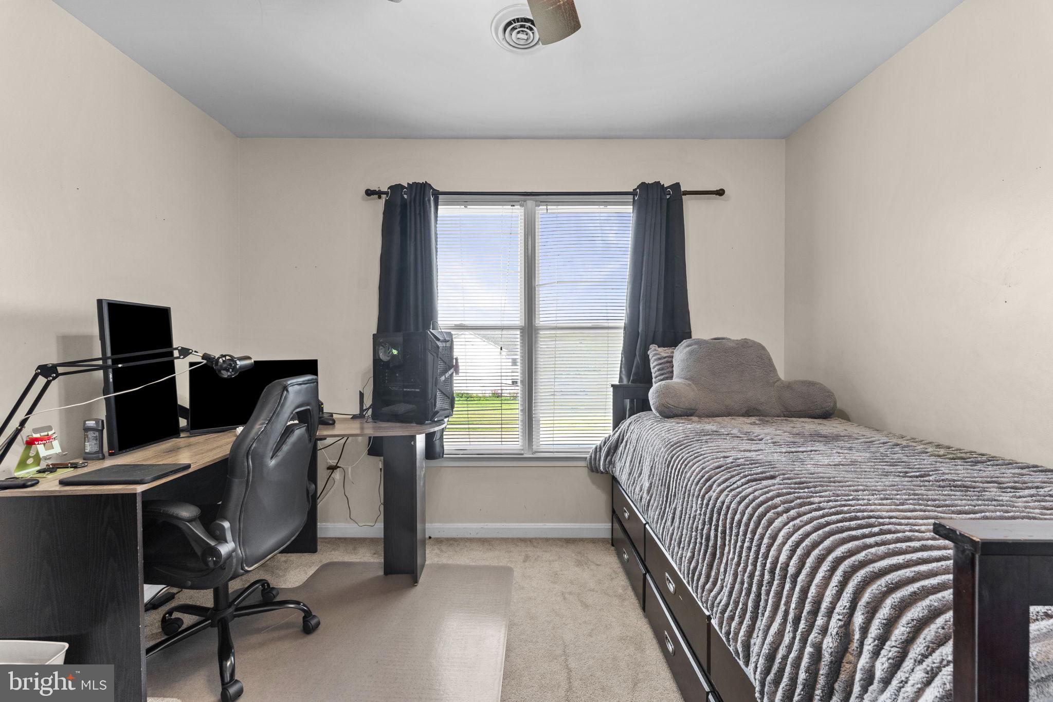 MEADFIELD - Residential