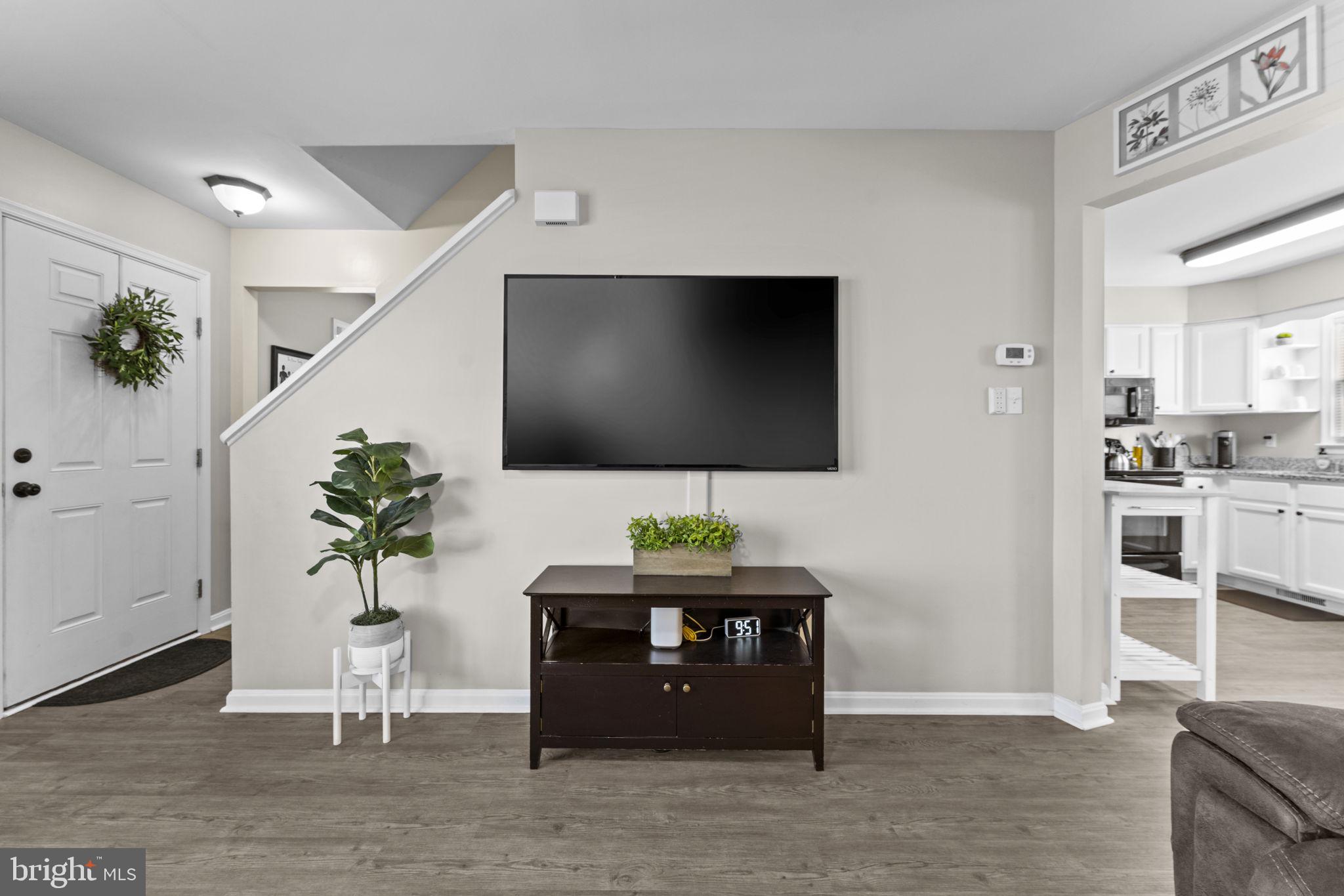 MEADFIELD - Residential