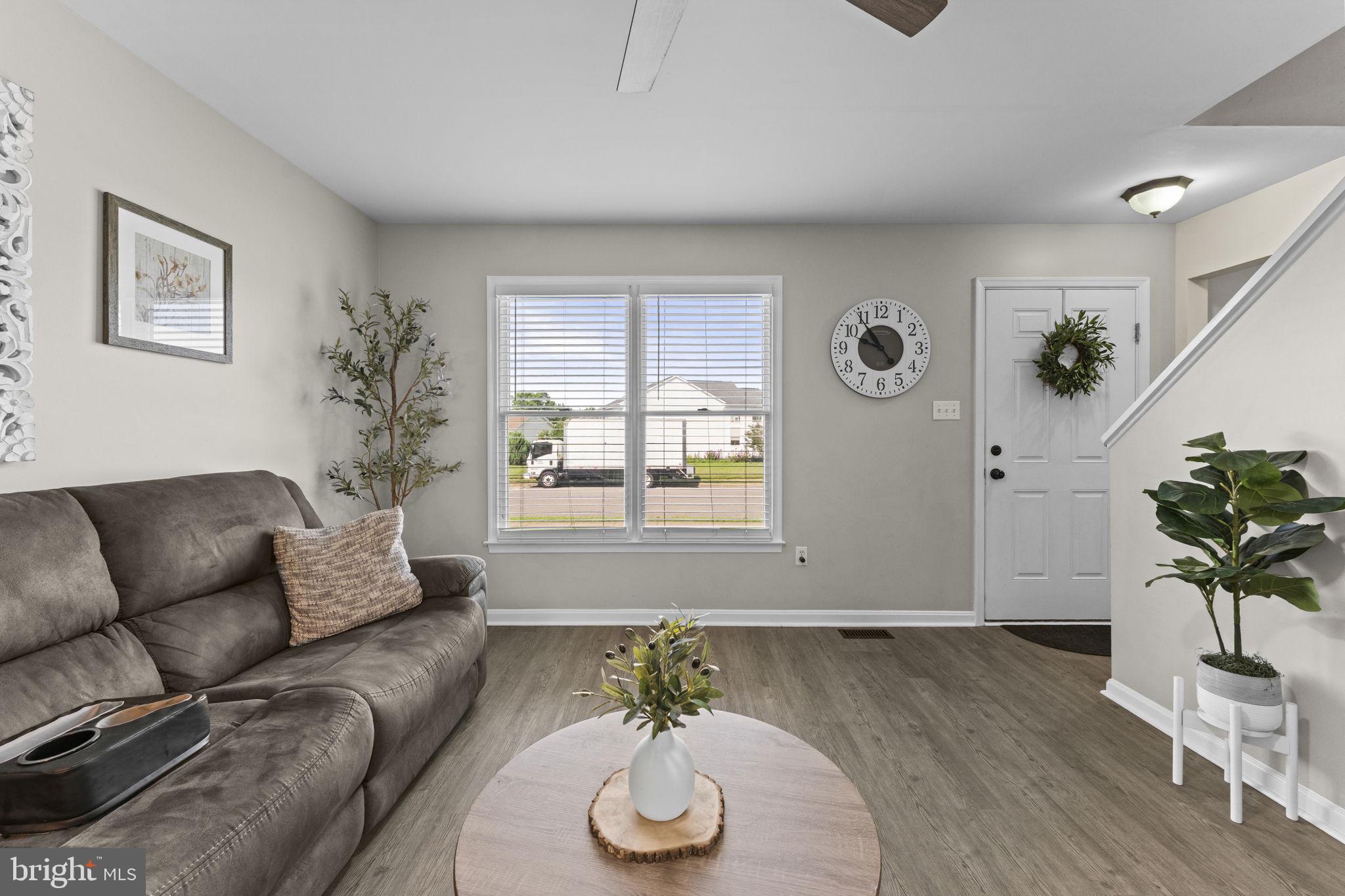 MEADFIELD - Residential