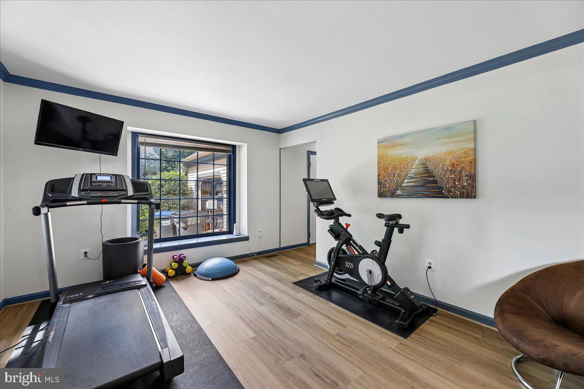 MONTCLAIR - Residential