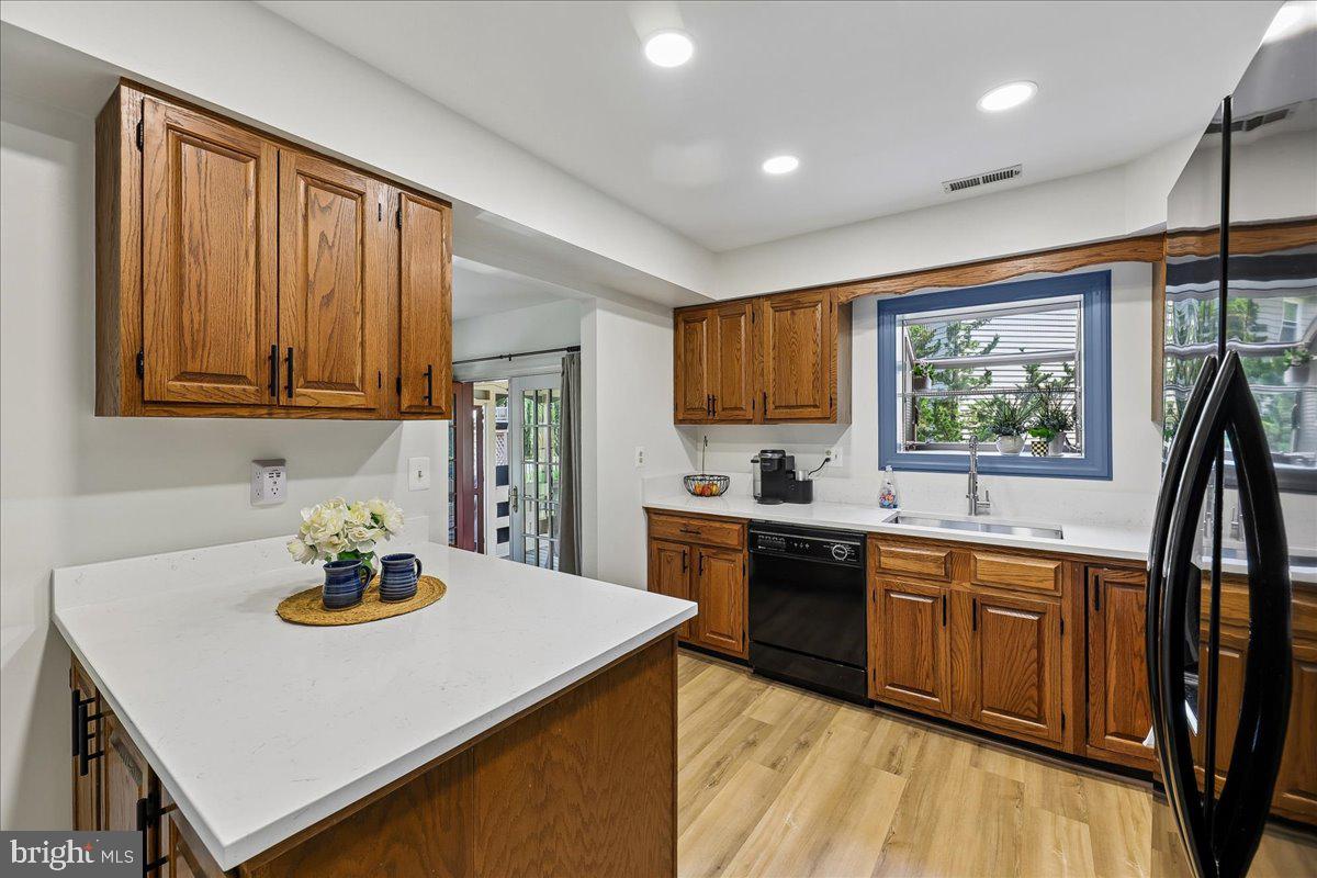 MONTCLAIR - Residential