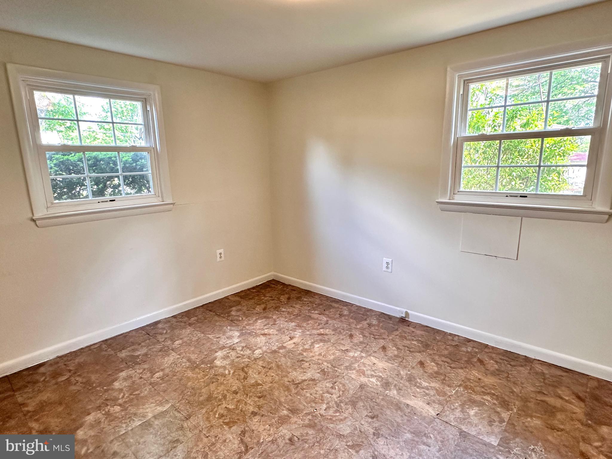 HAYFIELD FARM - Residential Lease