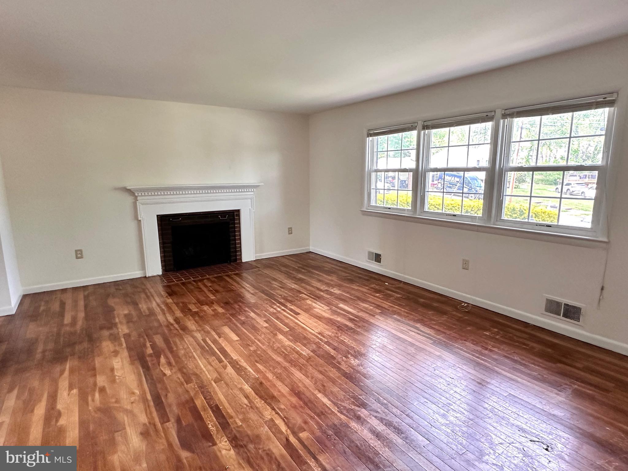 HAYFIELD FARM - Residential Lease