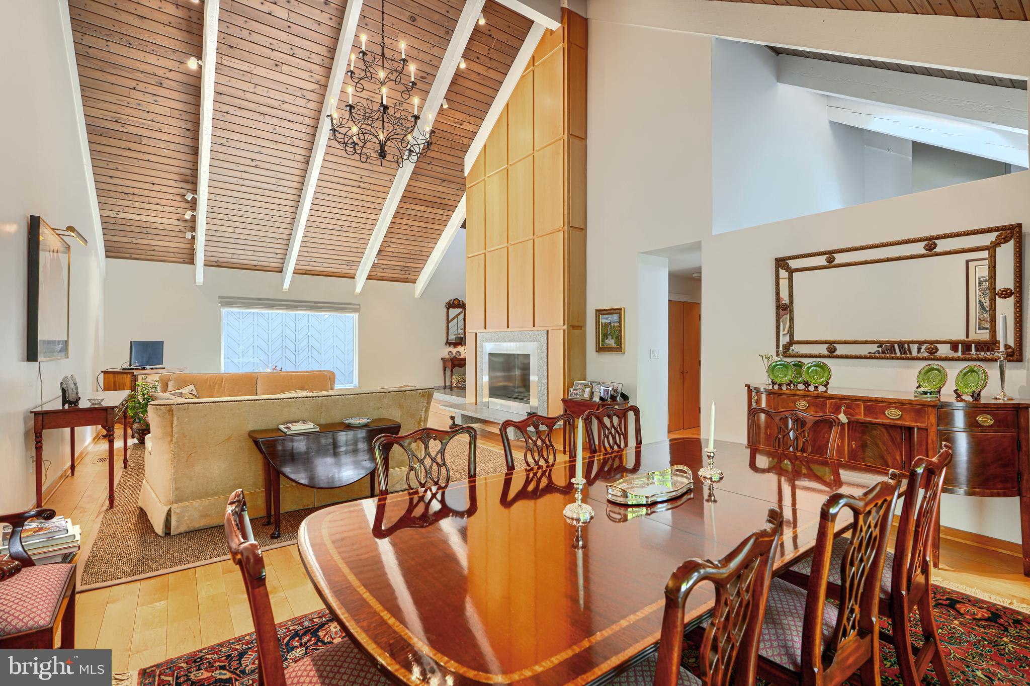 ROCKLAND - Residential