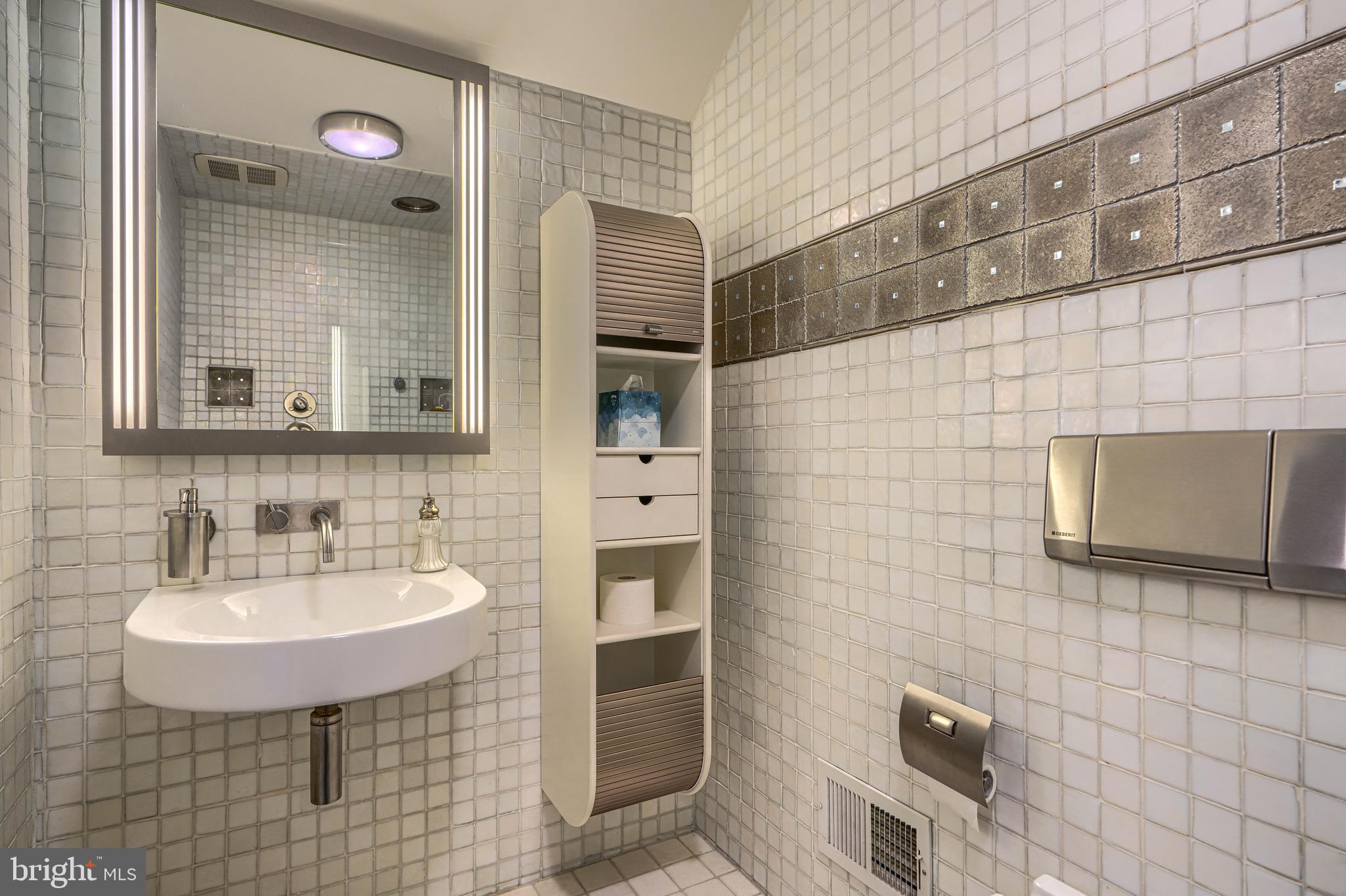 ROCKLAND - Residential