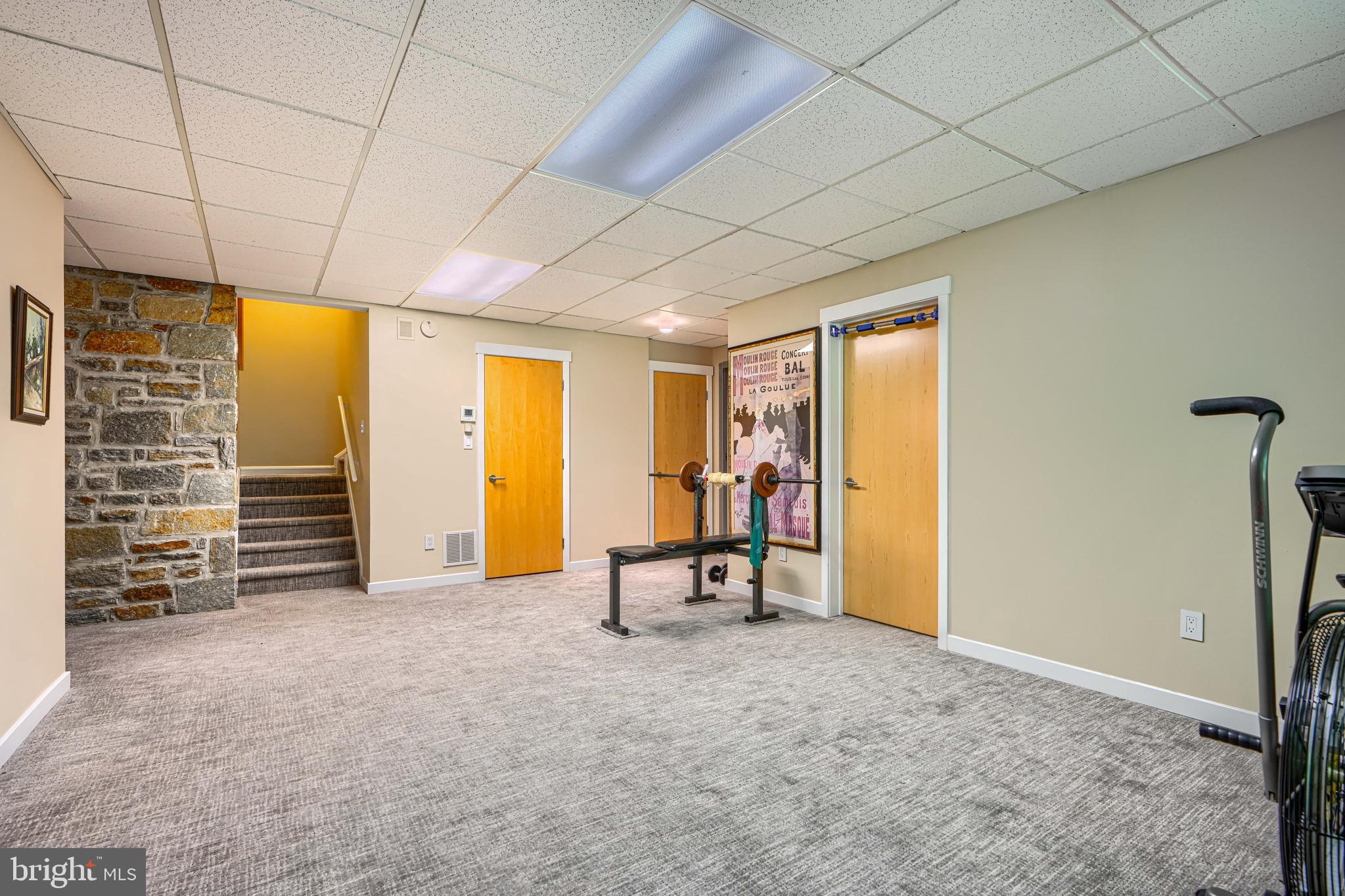 ROCKLAND - Residential