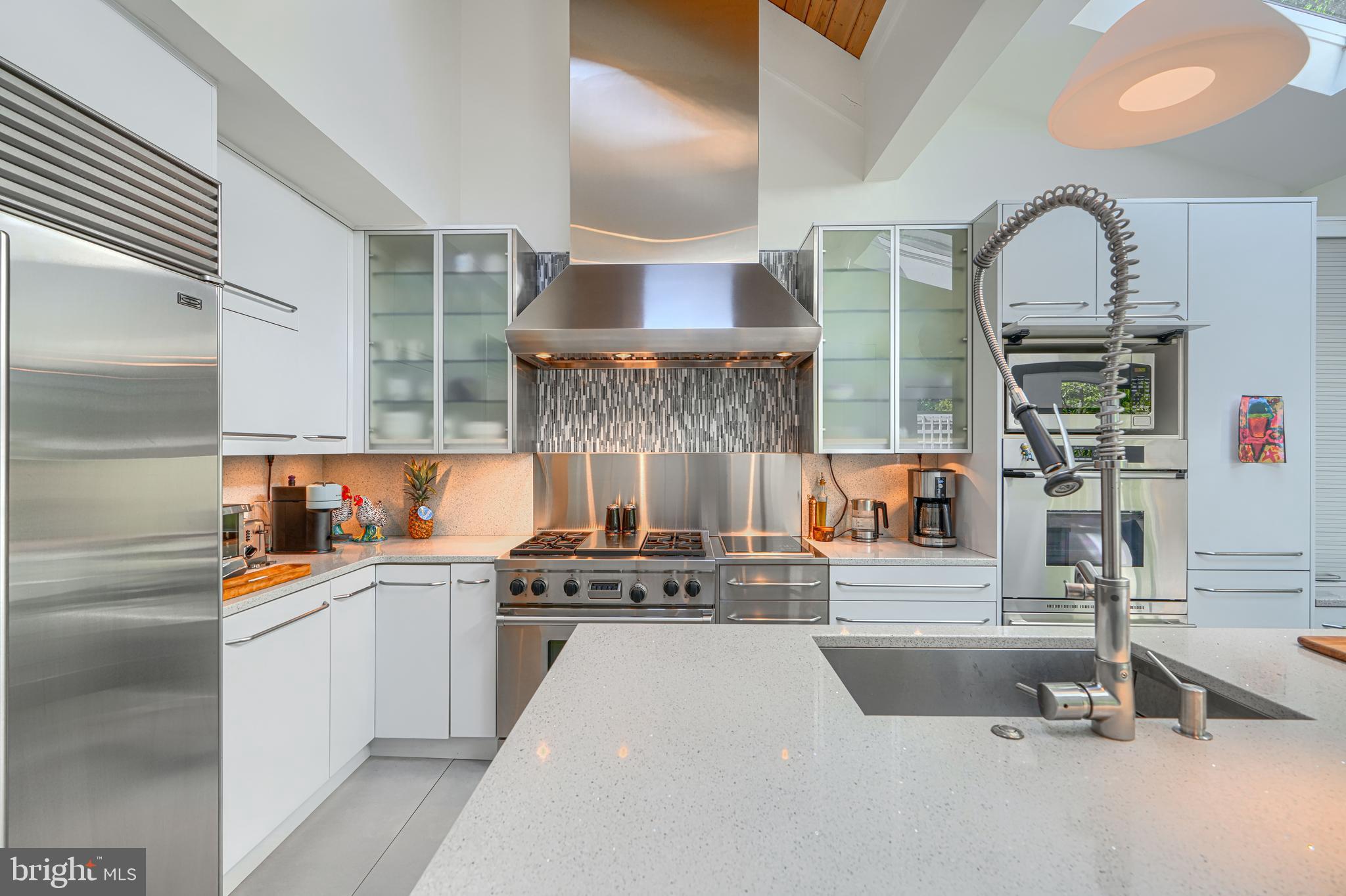 ROCKLAND - Residential