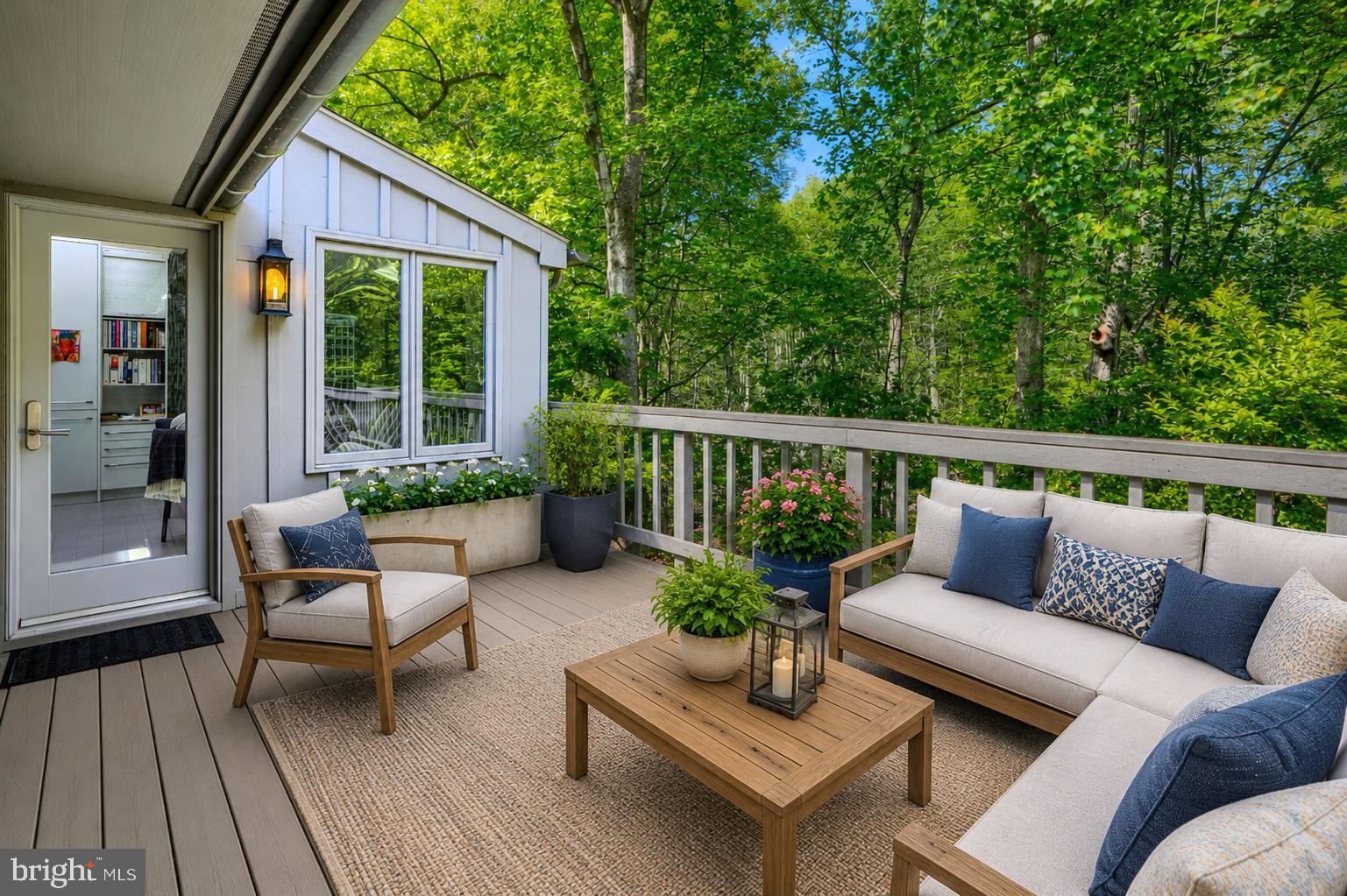 ROCKLAND - Residential