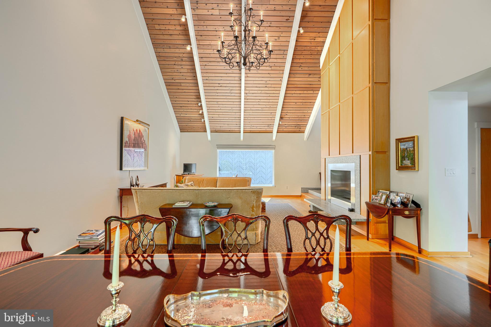 ROCKLAND - Residential