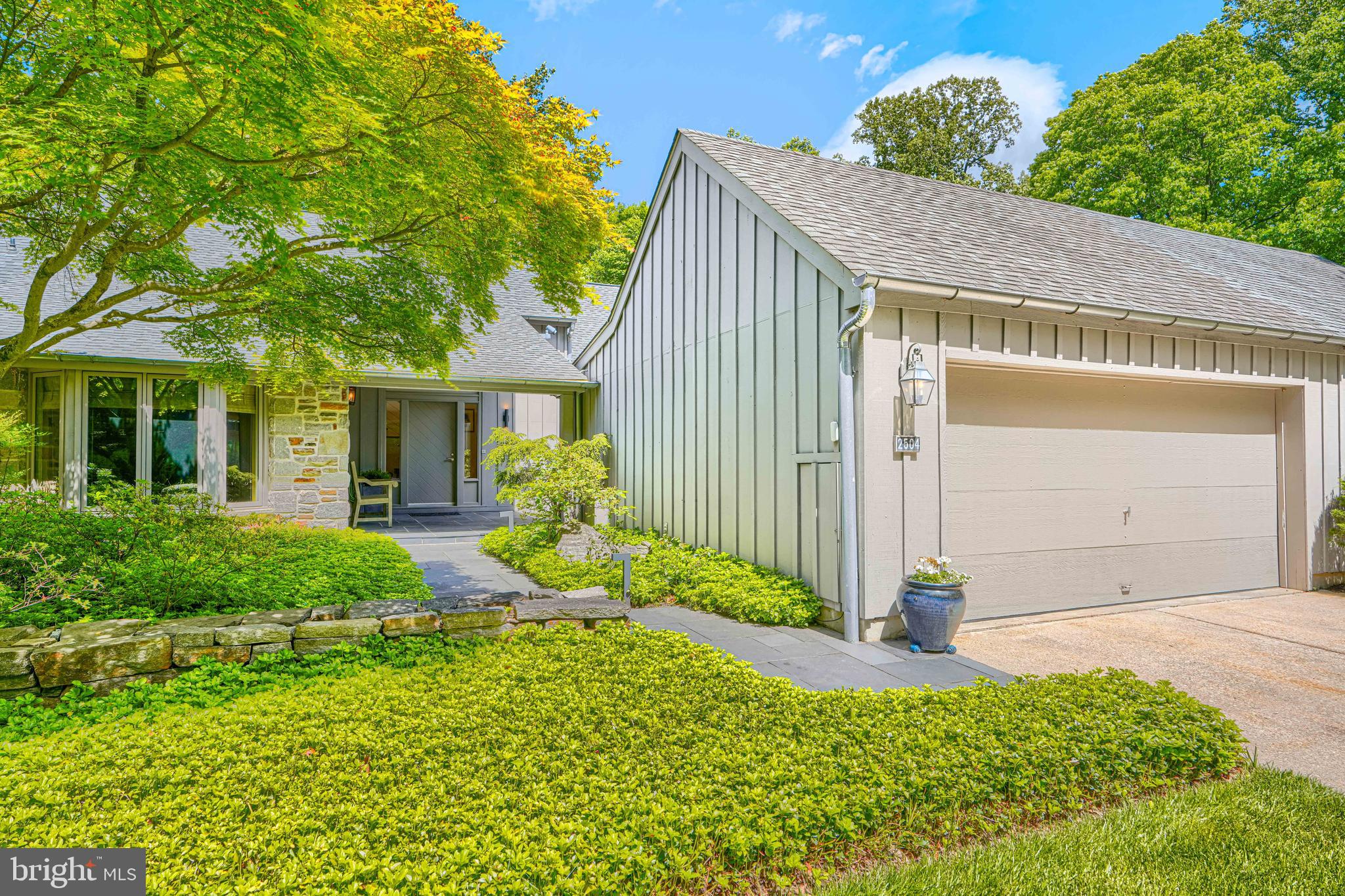 ROCKLAND - Residential