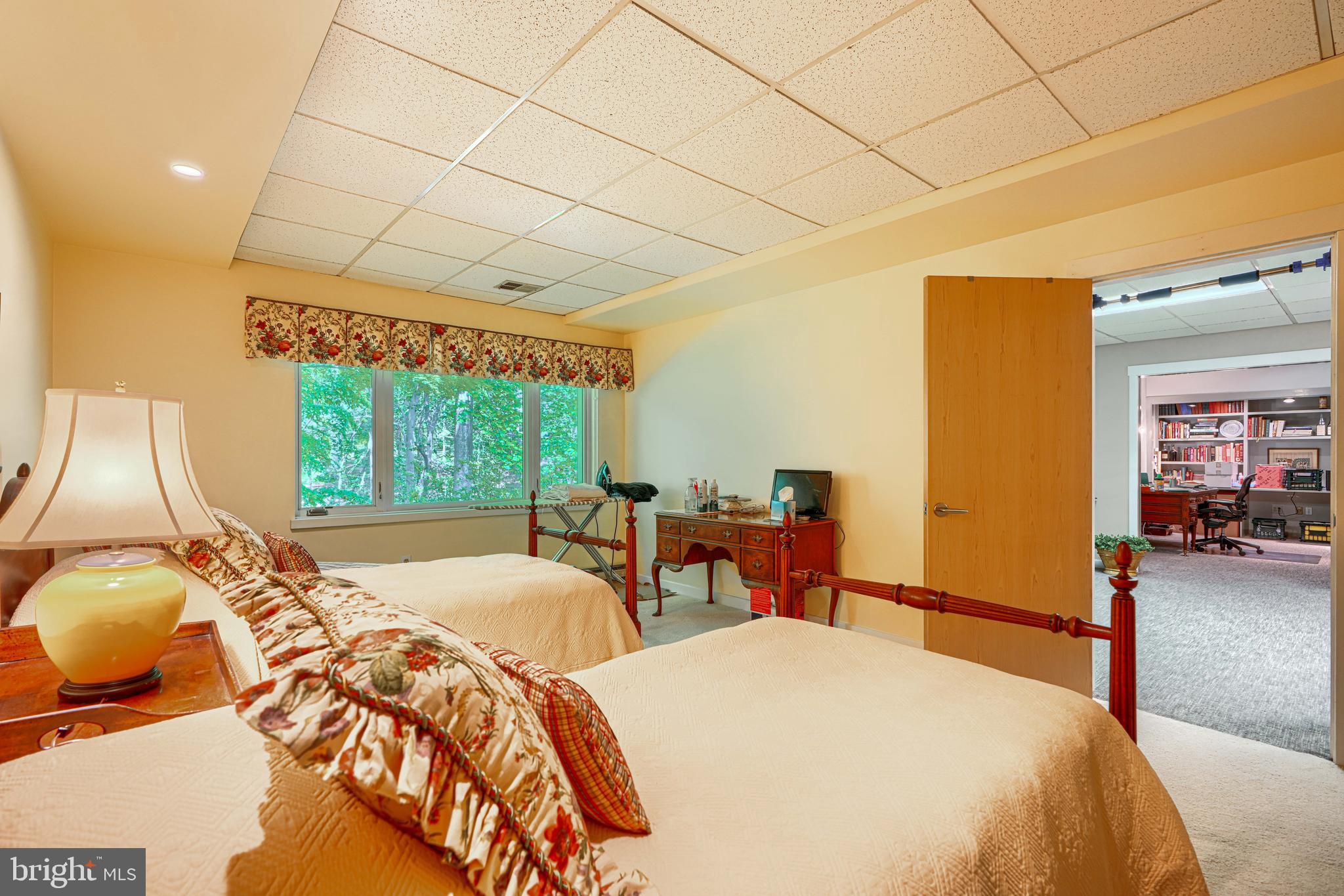 ROCKLAND - Residential