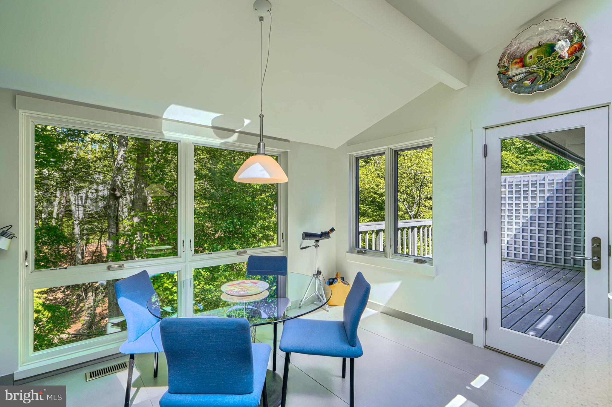 ROCKLAND - Residential