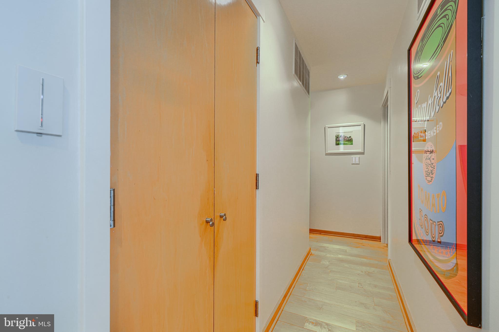 ROCKLAND - Residential