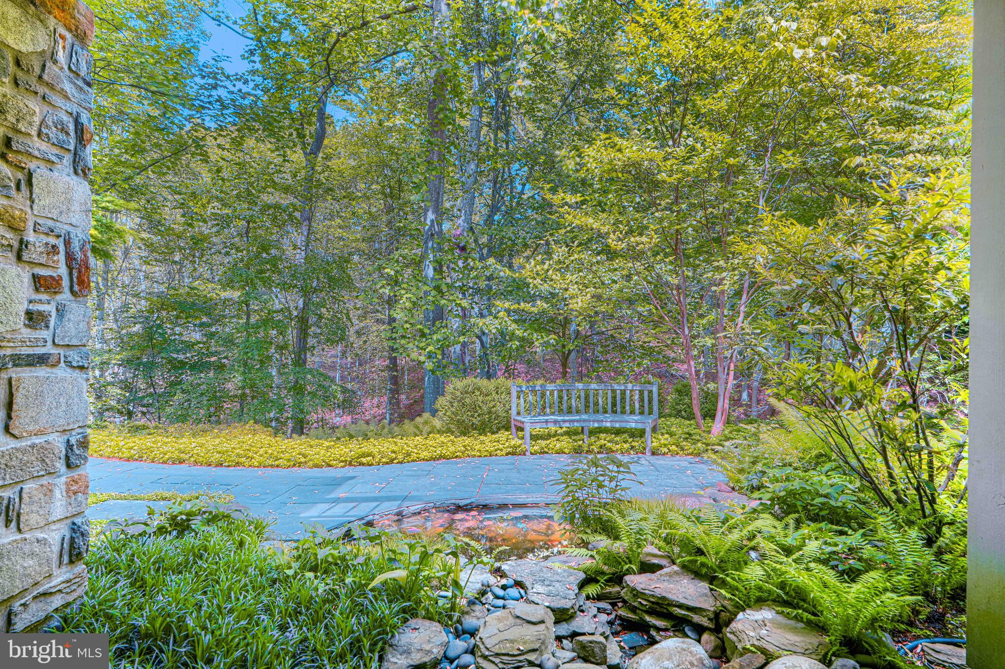 ROCKLAND - Residential
