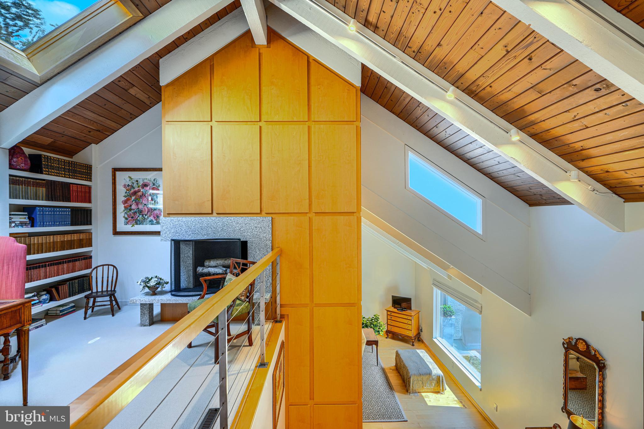 ROCKLAND - Residential