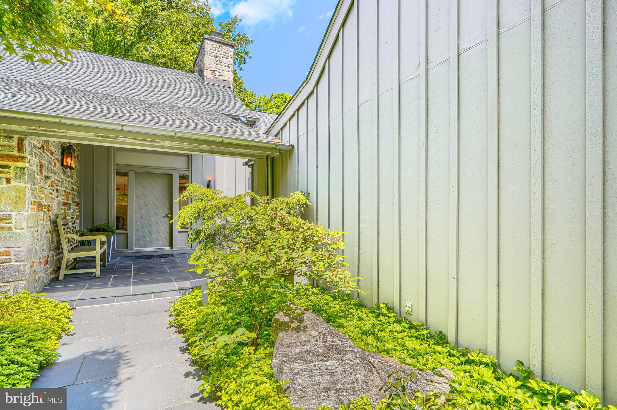ROCKLAND - Residential