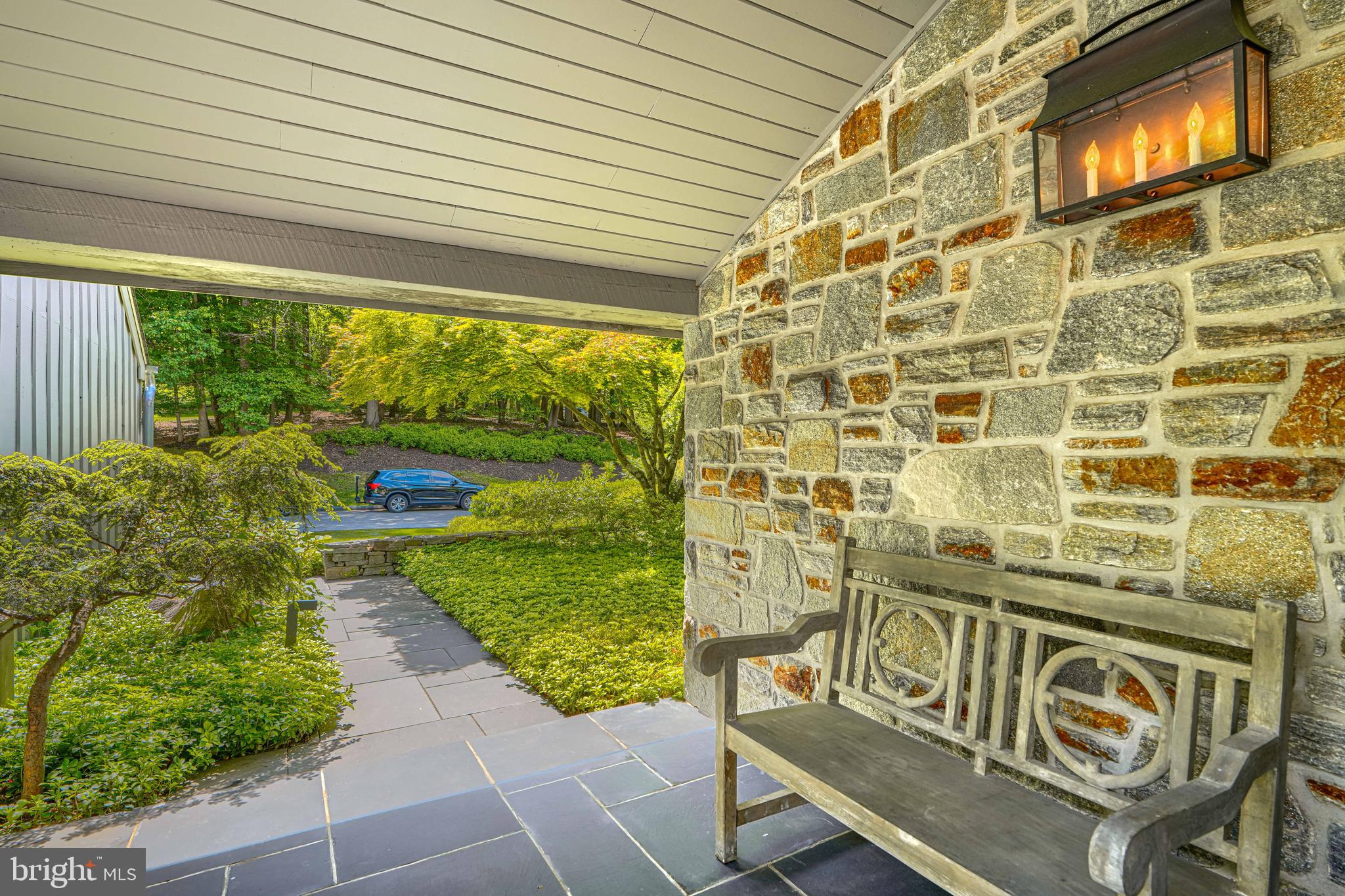 ROCKLAND - Residential