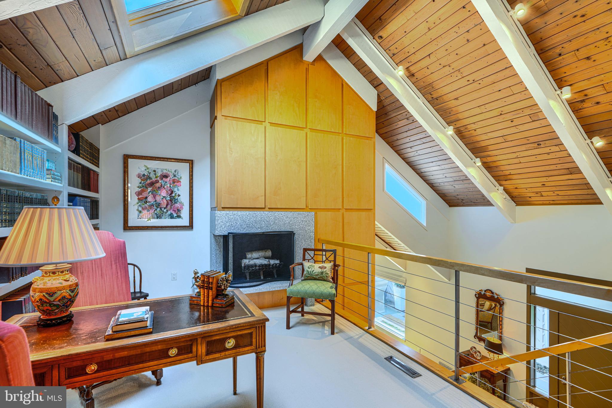 ROCKLAND - Residential