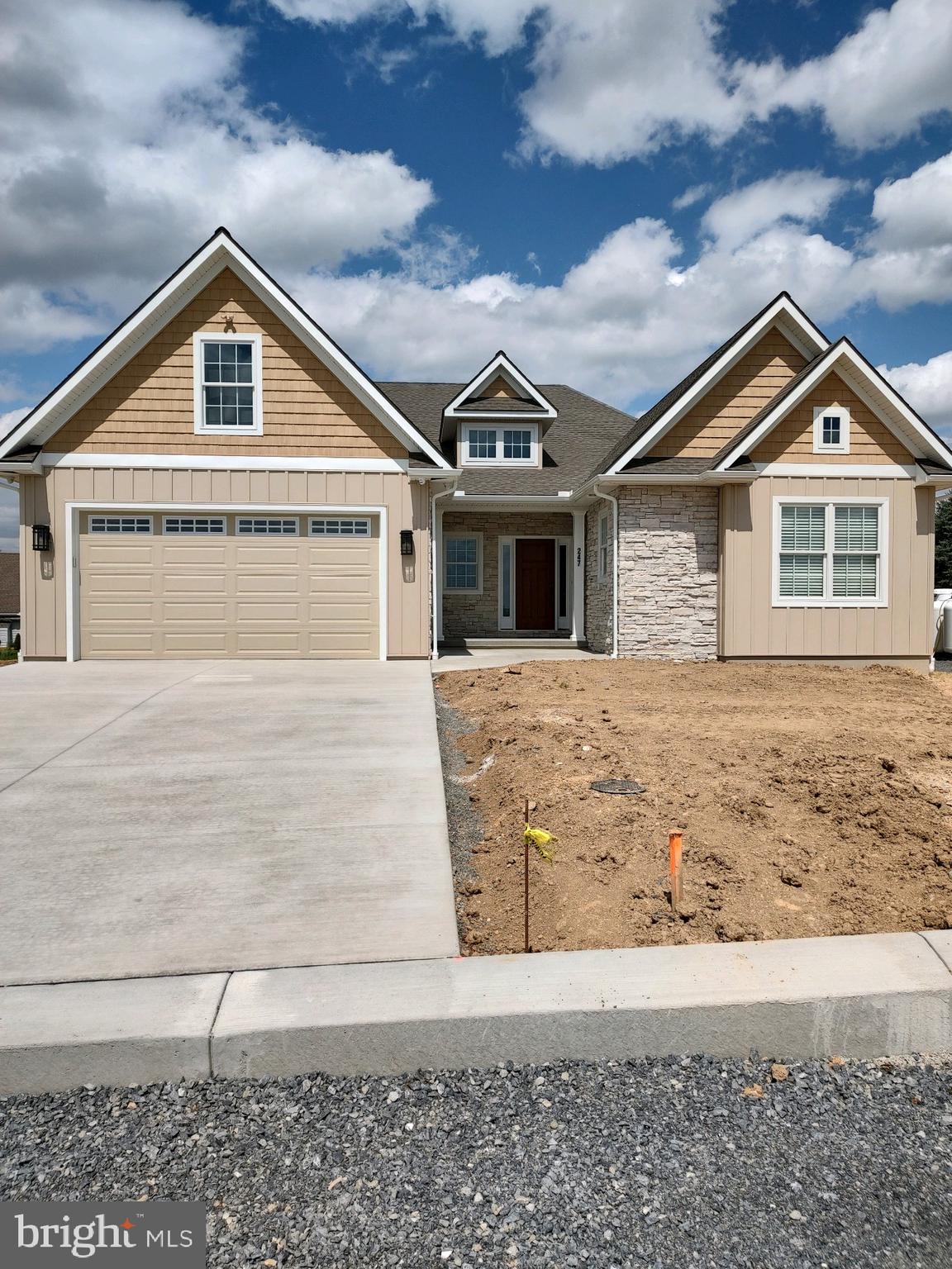 MAPLEDALE ESTATES - Residential