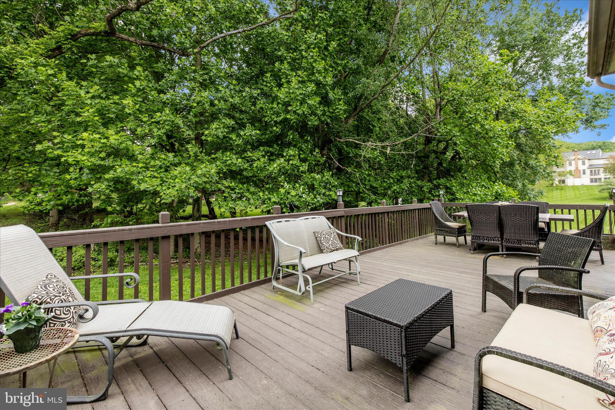 SHERWOOD FOREST - Residential