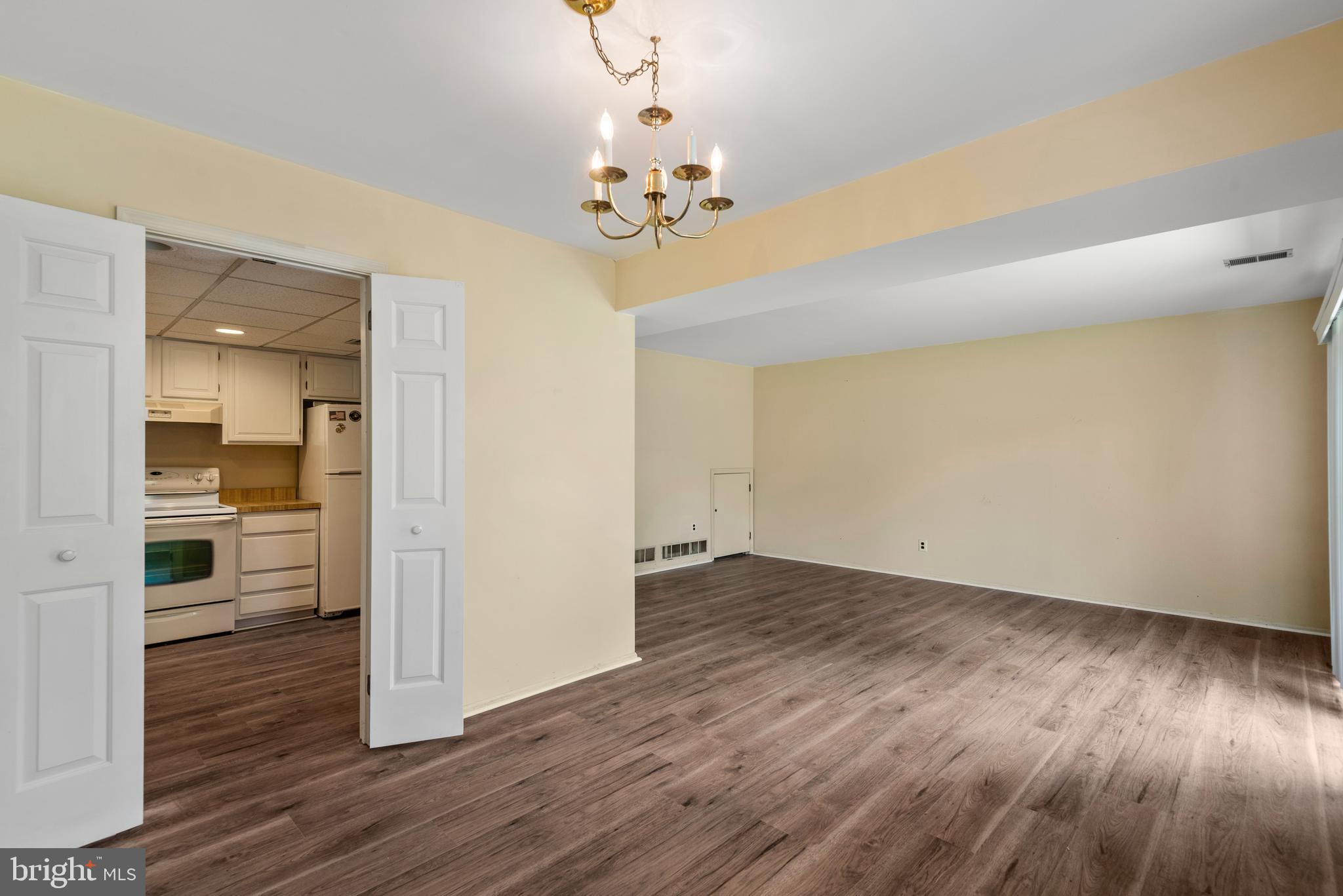 CHESTERBROOK - Residential
