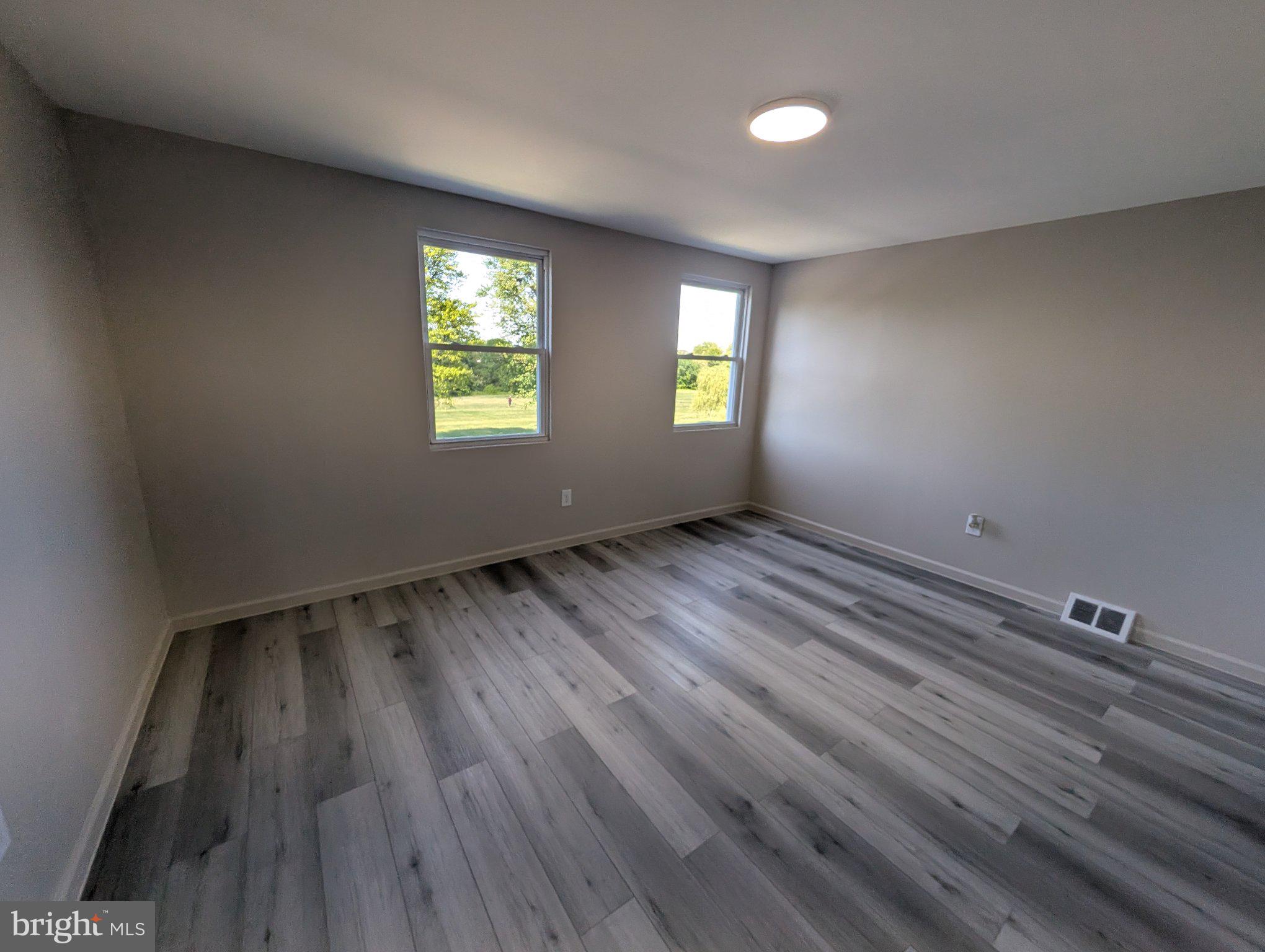 BEAR CREEK - Residential