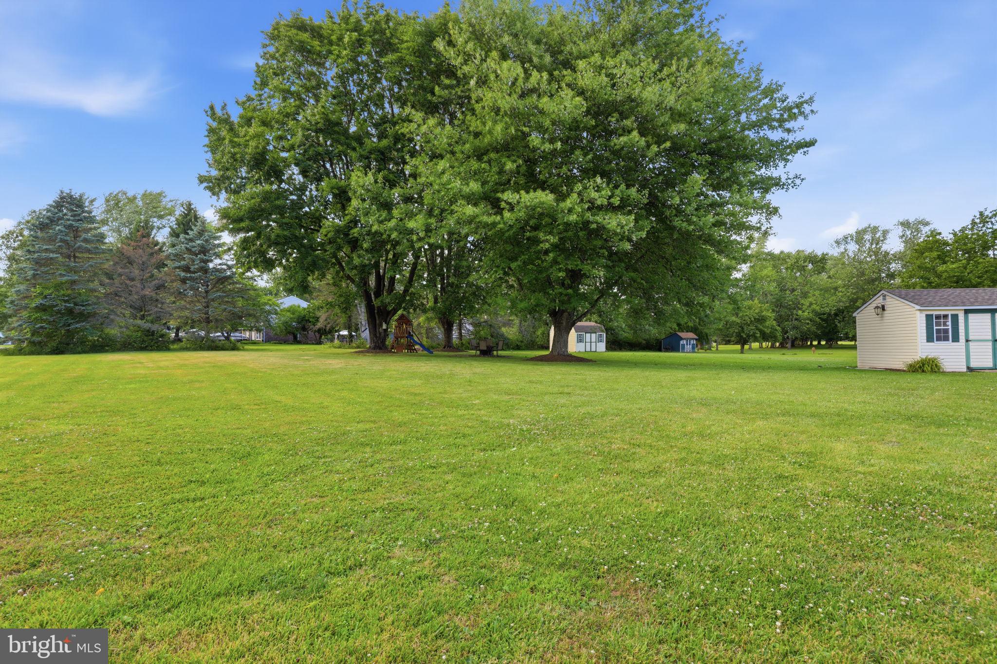 PEBBLE RIDGE FARMS - Residential