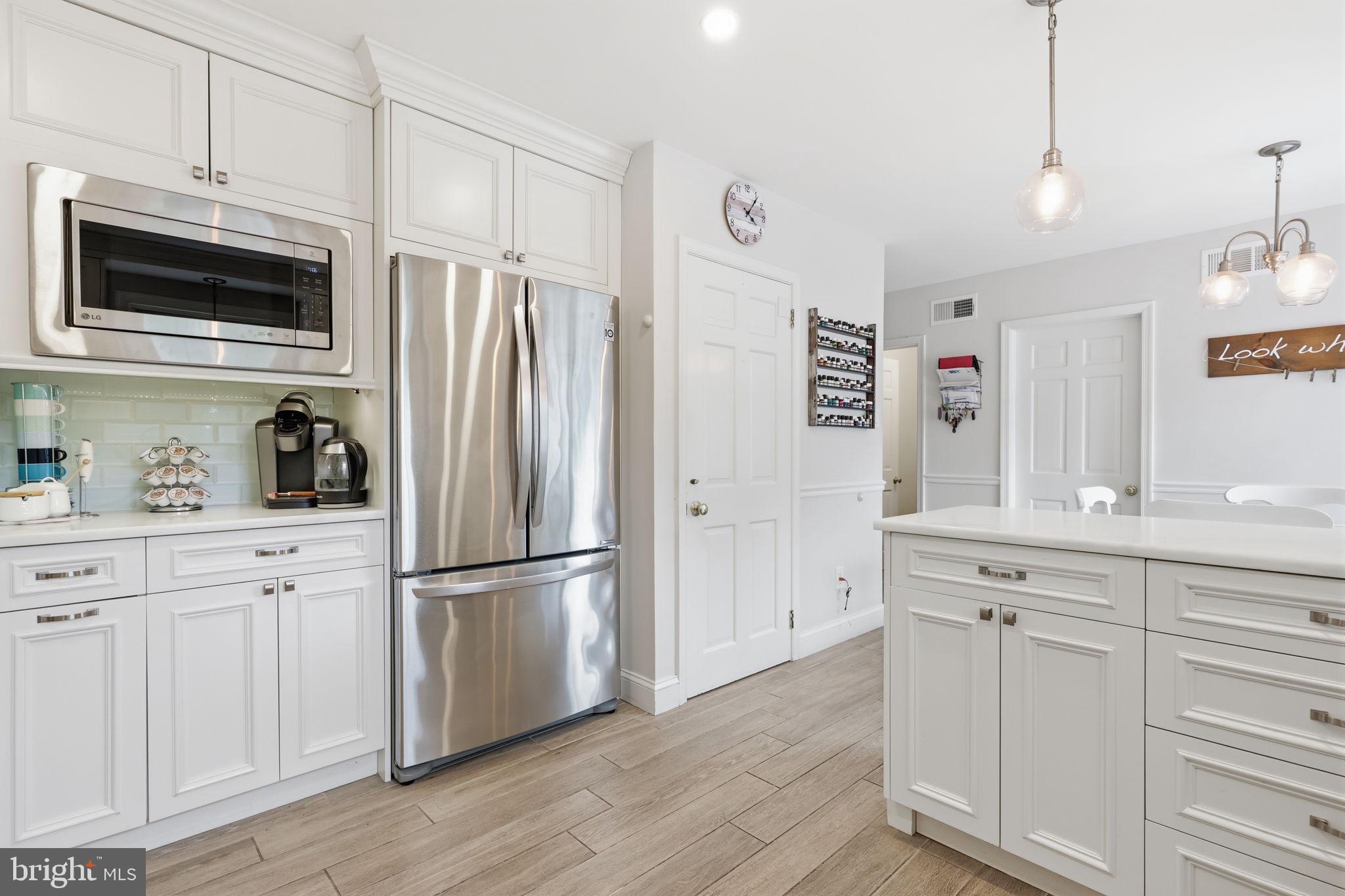 PEBBLE RIDGE FARMS - Residential