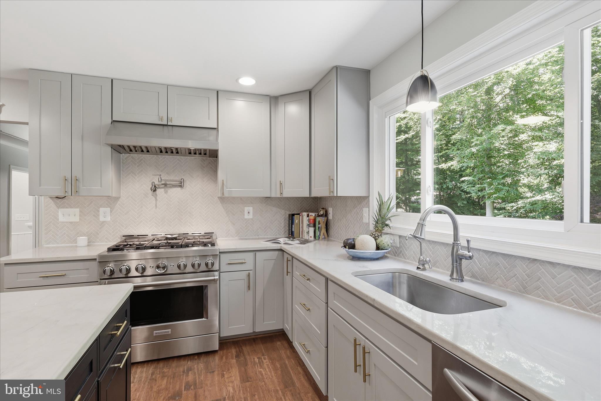 NOBLE ESTATES - Residential