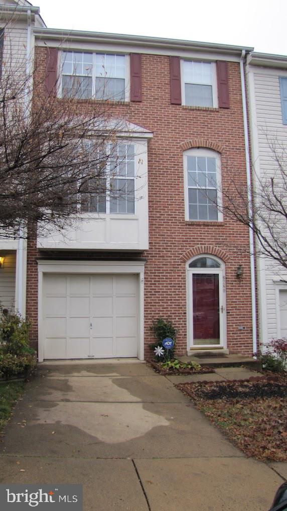 CENTRE RIDGE - Residential Lease