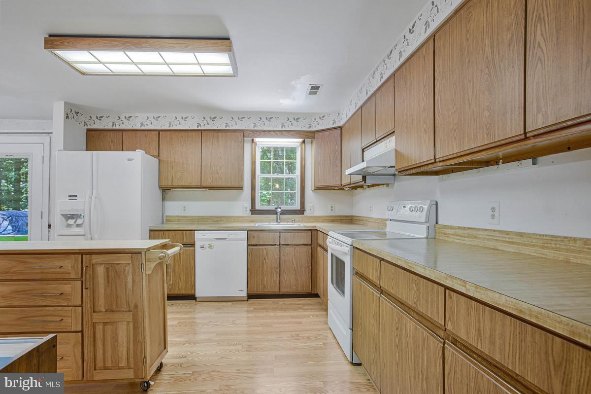 WOODED VALLEY ESTATES - Residential