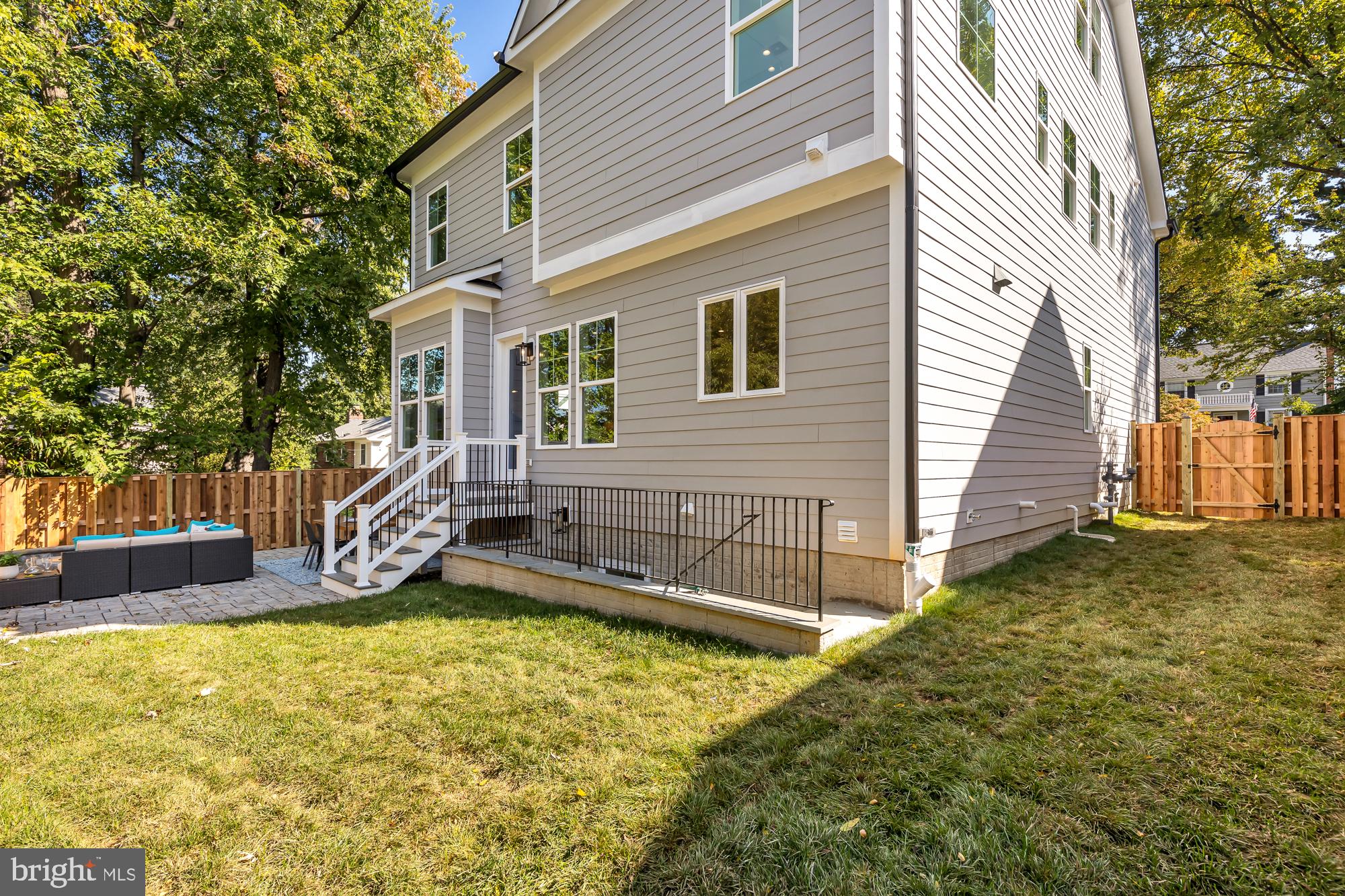 GLENBROOK VILLAGE - Residential