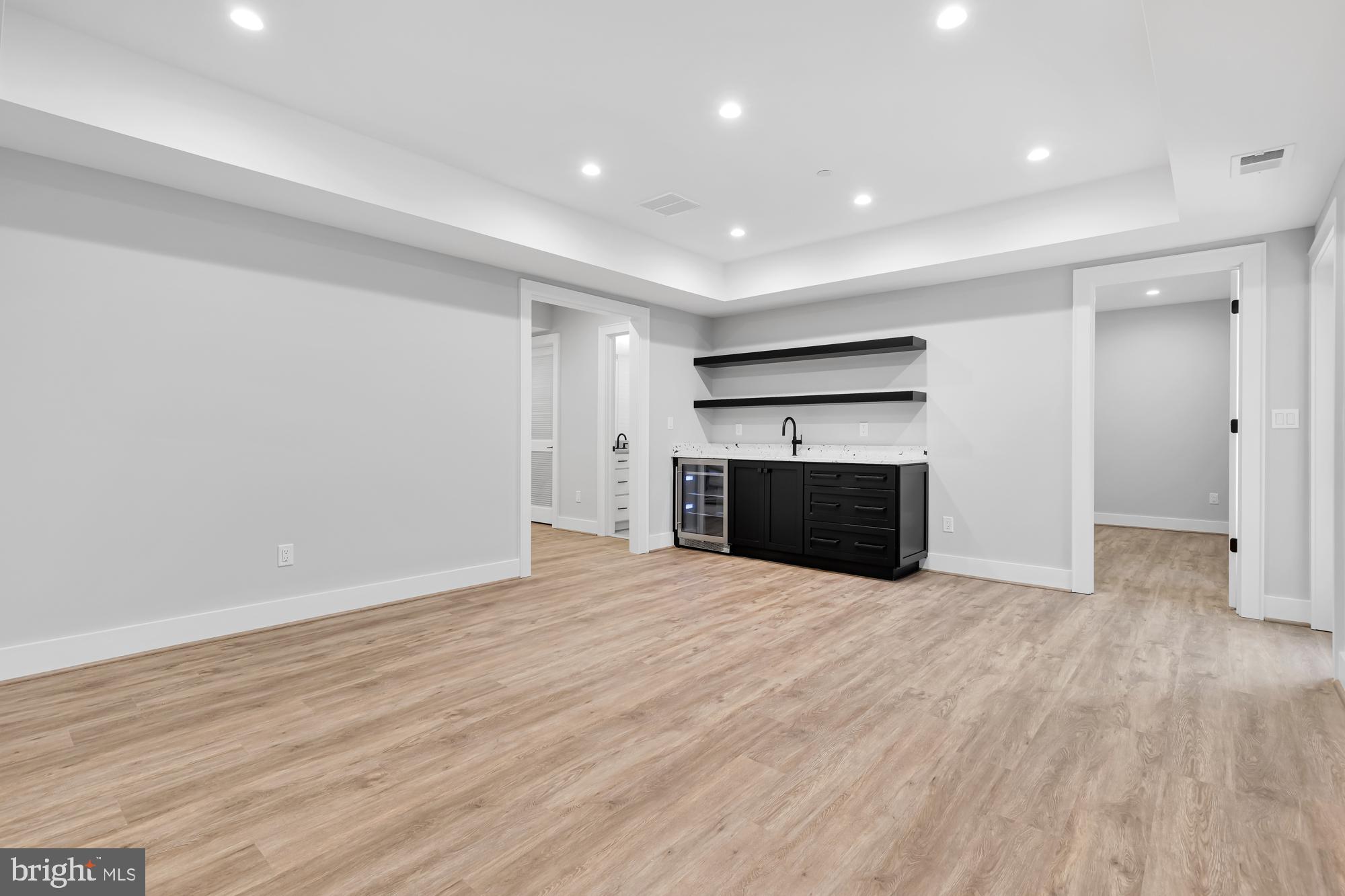 GLENBROOK VILLAGE - Residential