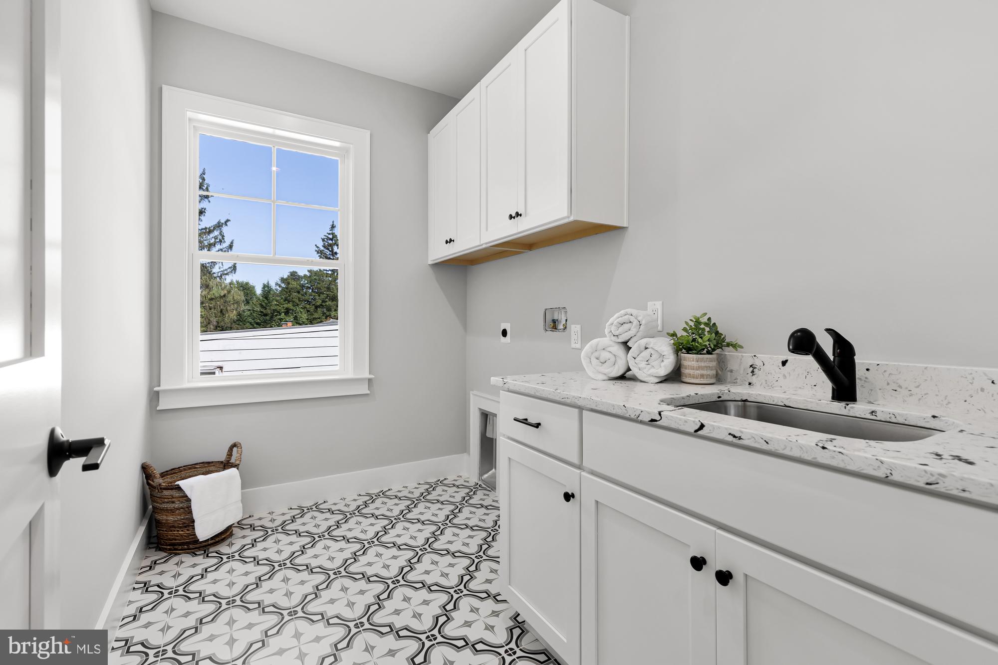 GLENBROOK VILLAGE - Residential
