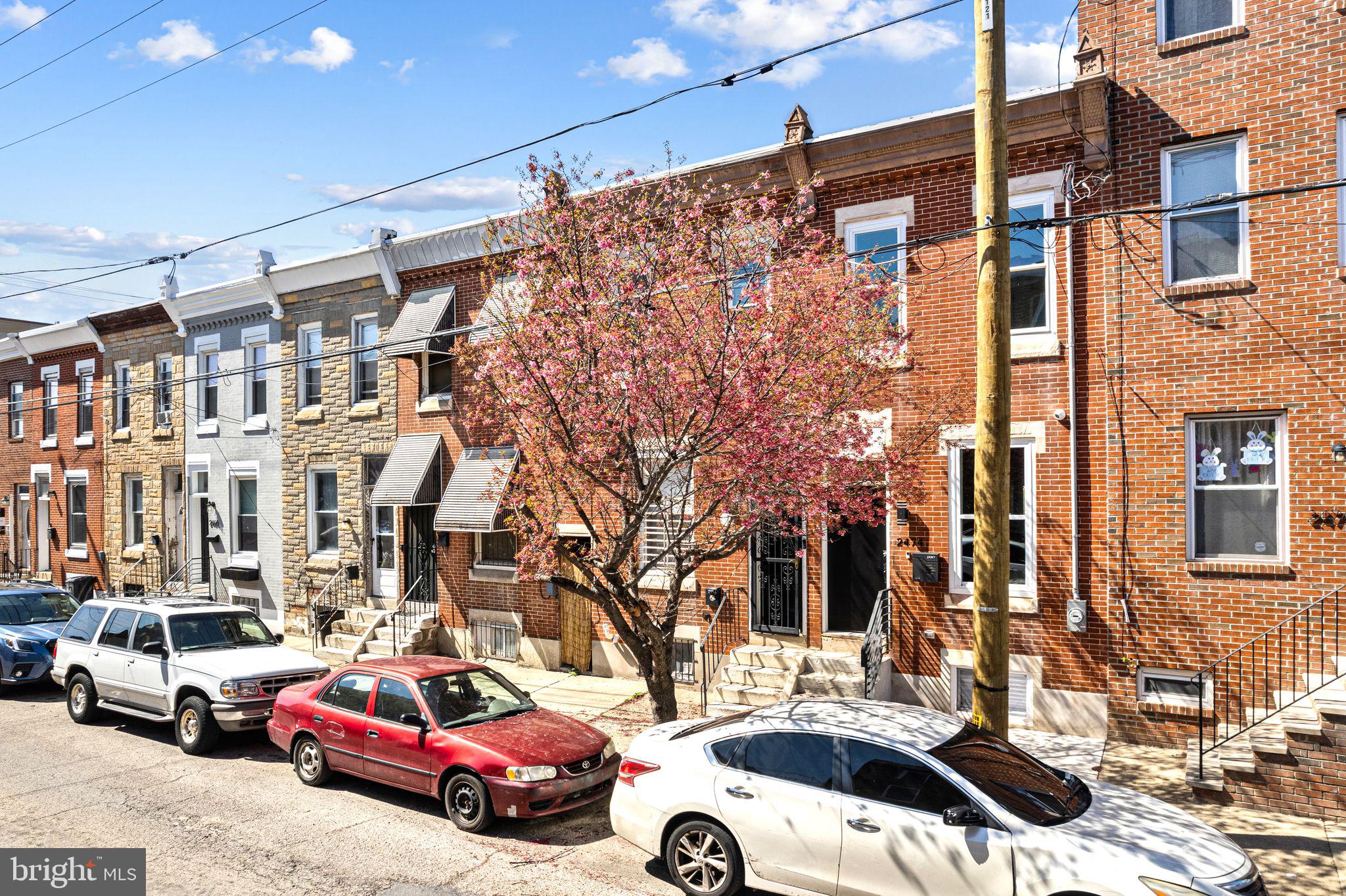 EAST KENSINGTON - Residential
