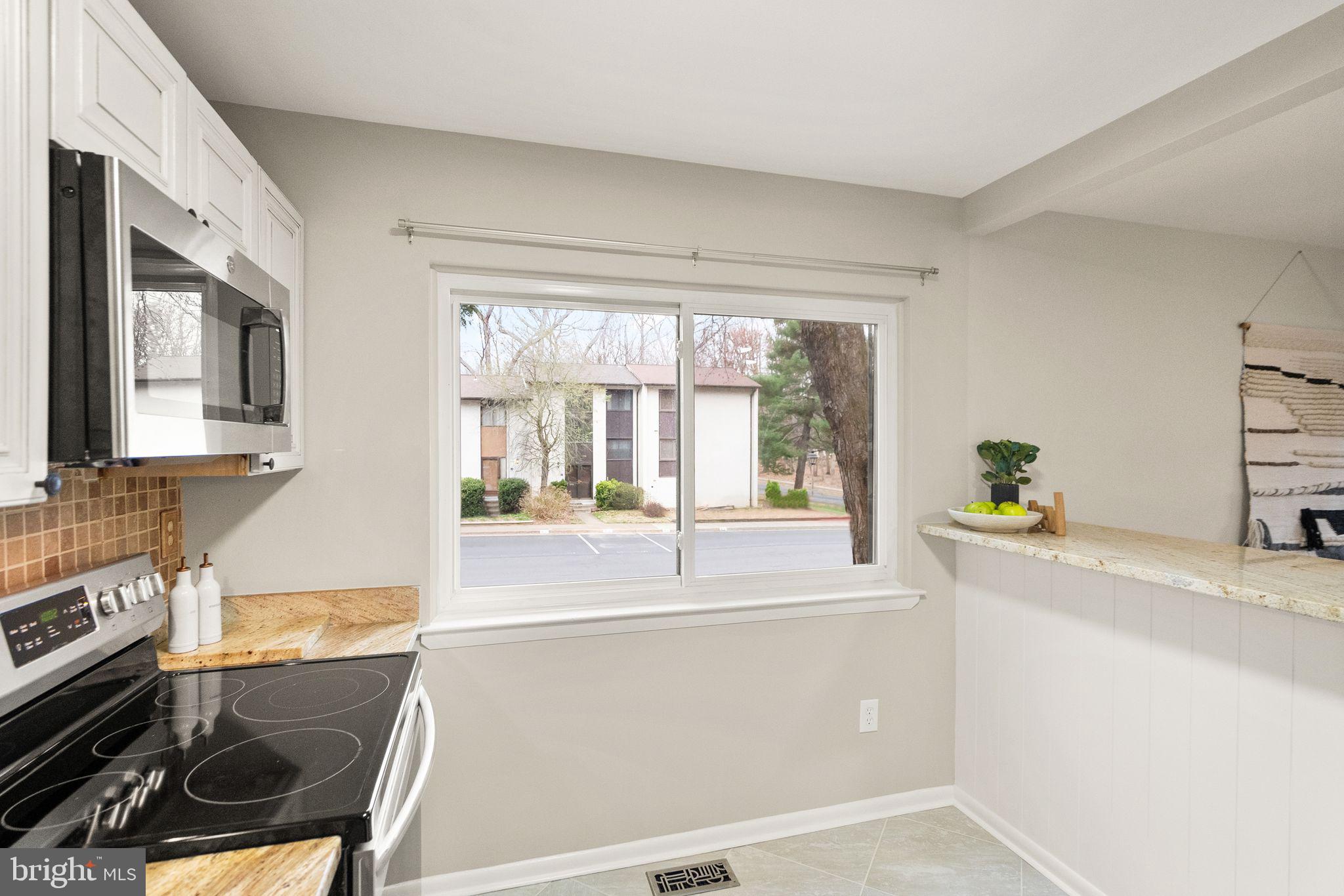 RESTON - Residential