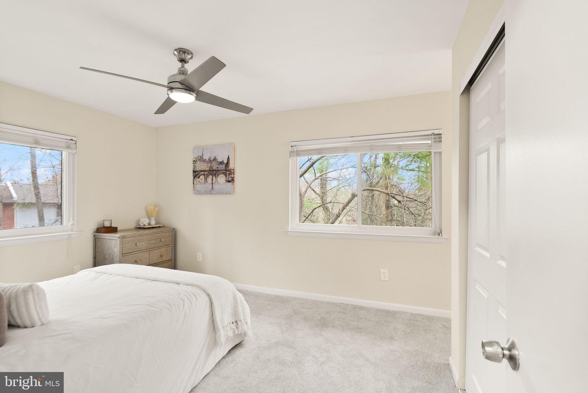RESTON - Residential