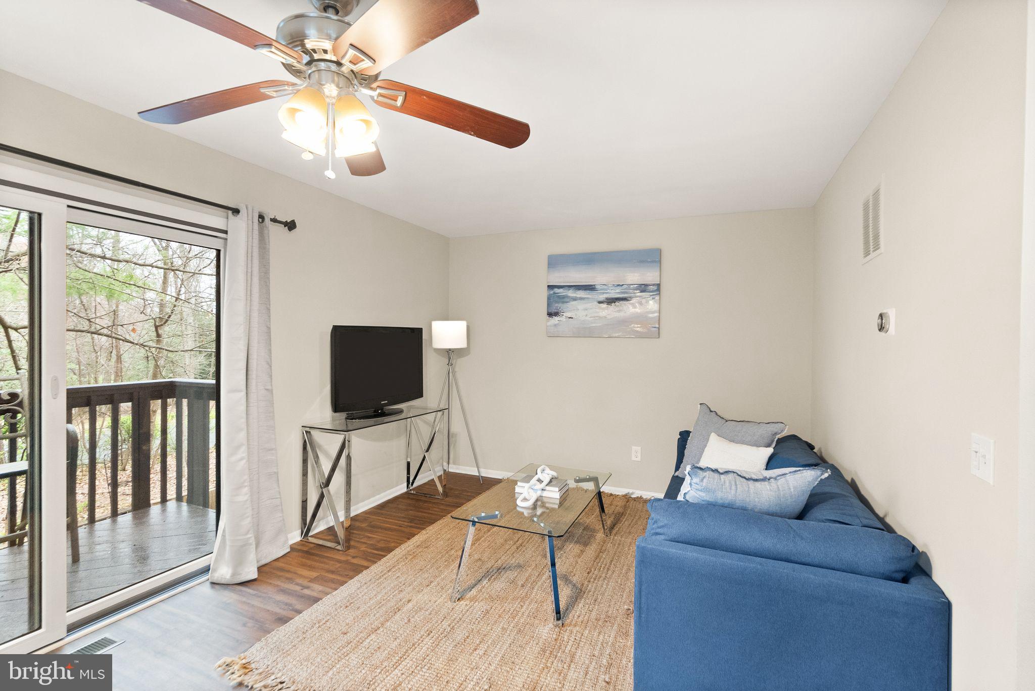 RESTON - Residential