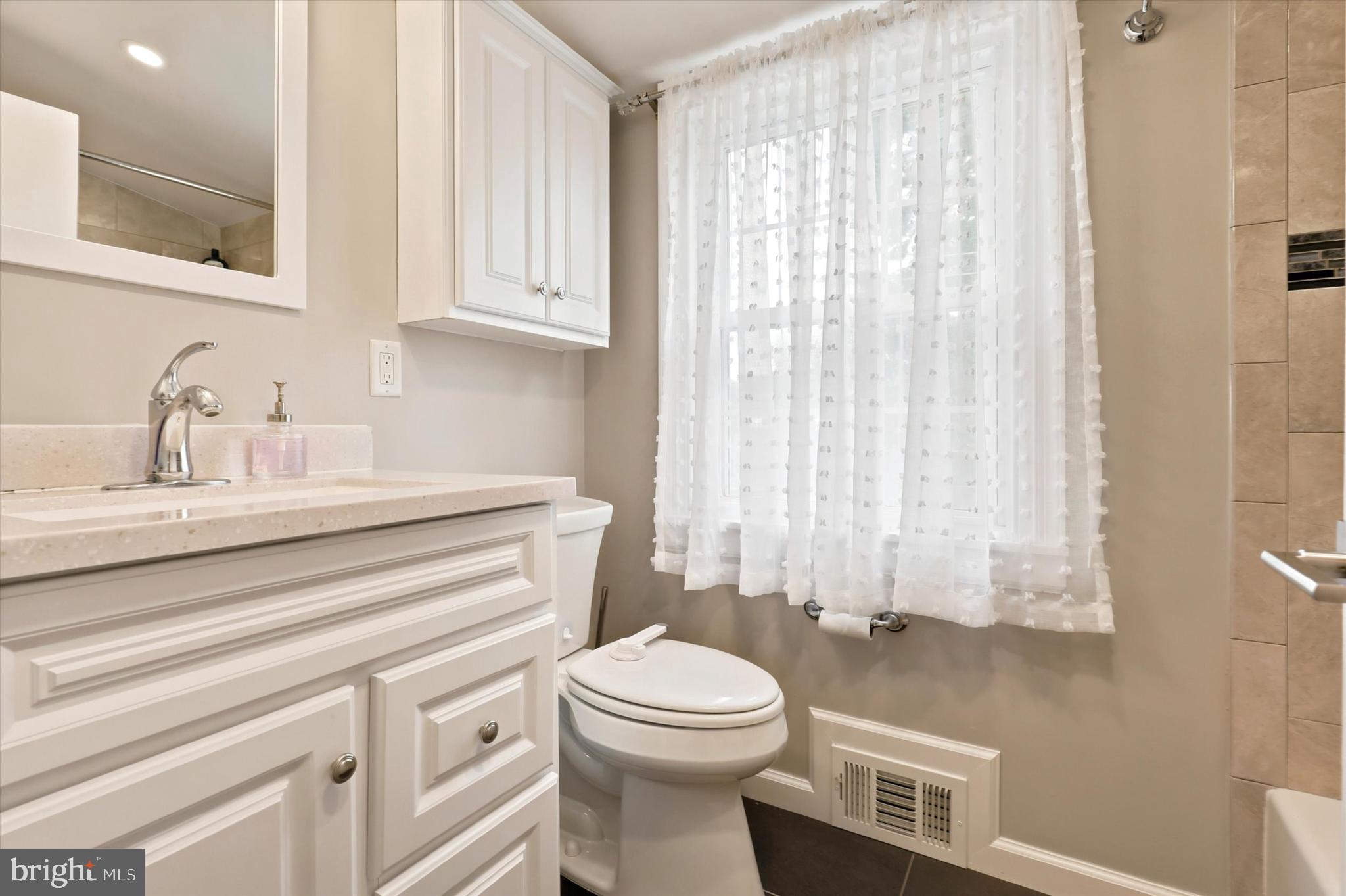 SHORTRIDGE - Residential
