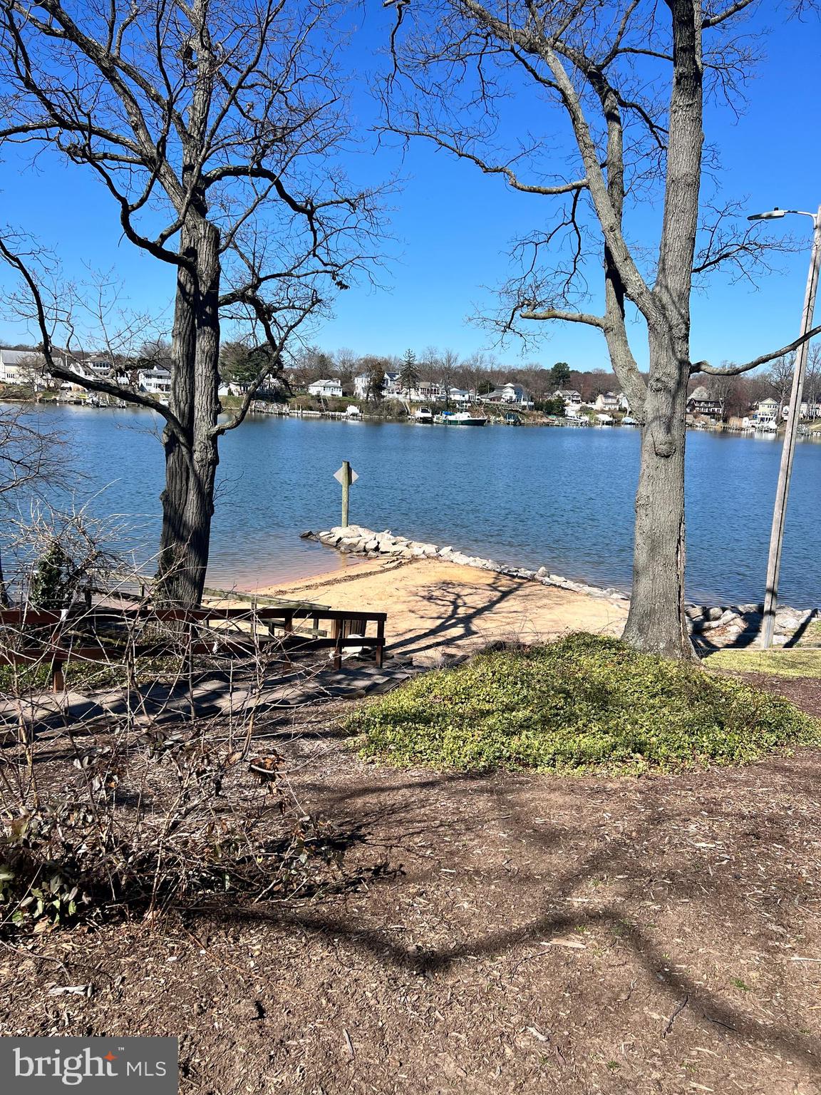 ELIZABETHS LANDING - Residential