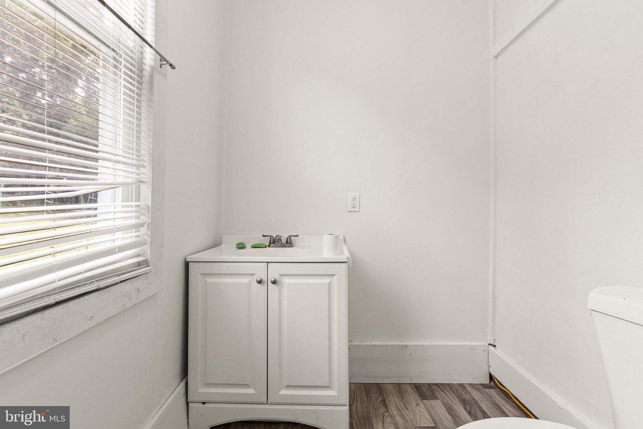 GLEN ROCK - Residential