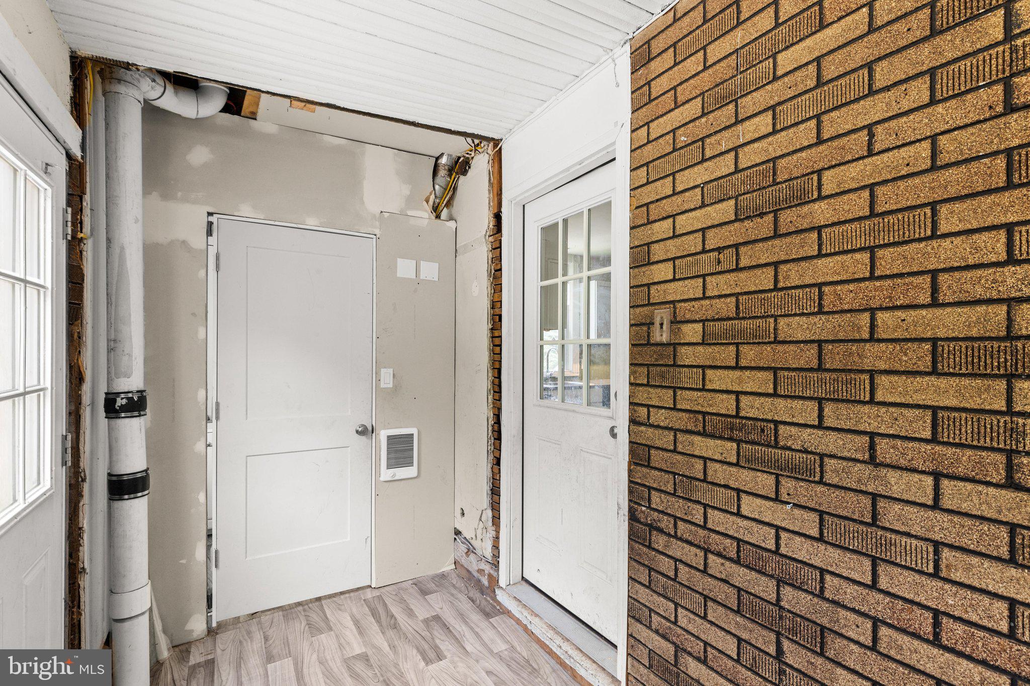 GLEN ROCK - Residential