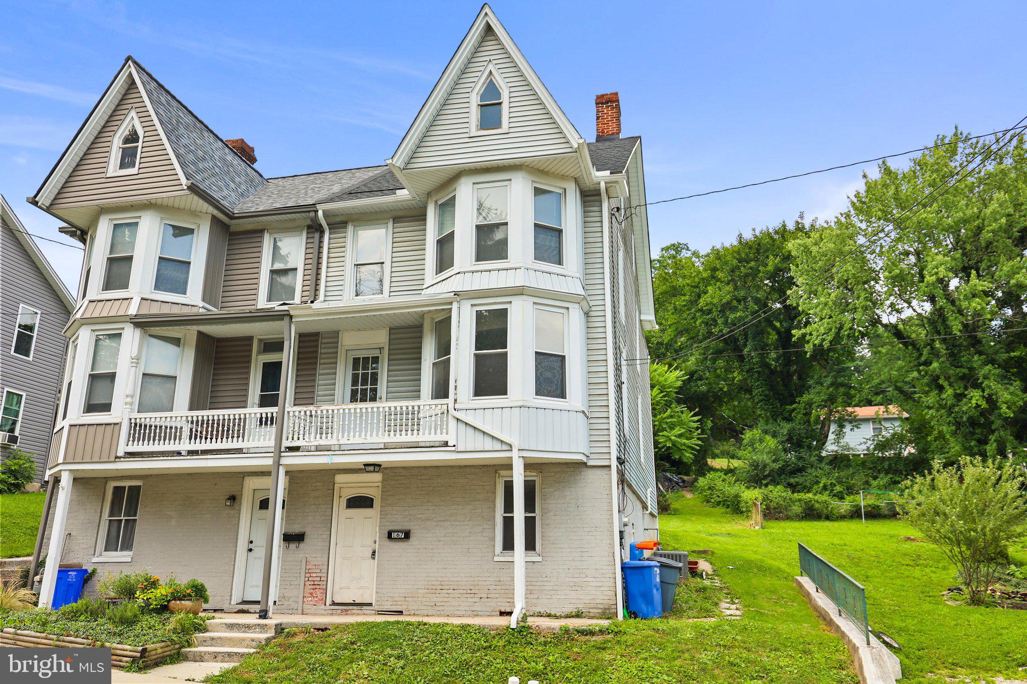 GLEN ROCK - Residential