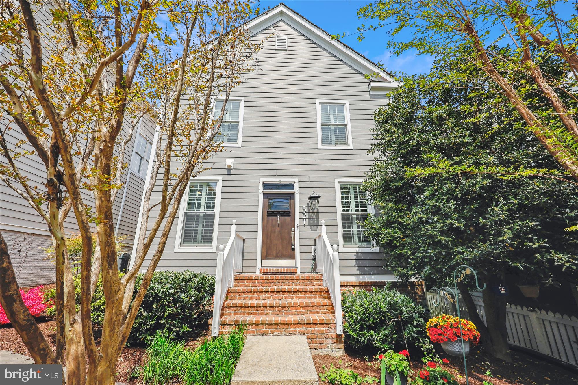 KENTLANDS - Residential